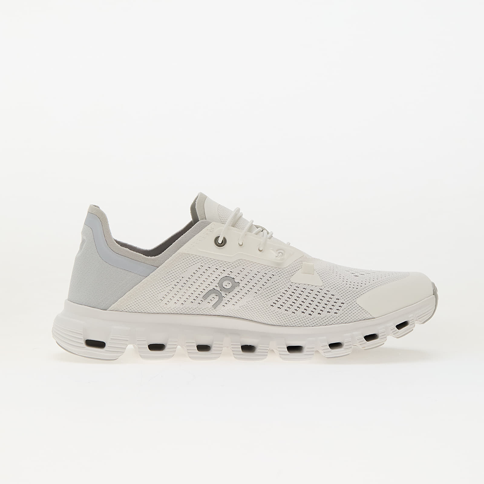 Meeste tossud ja kingad On M Cloud 6 Coast White/ Glacier