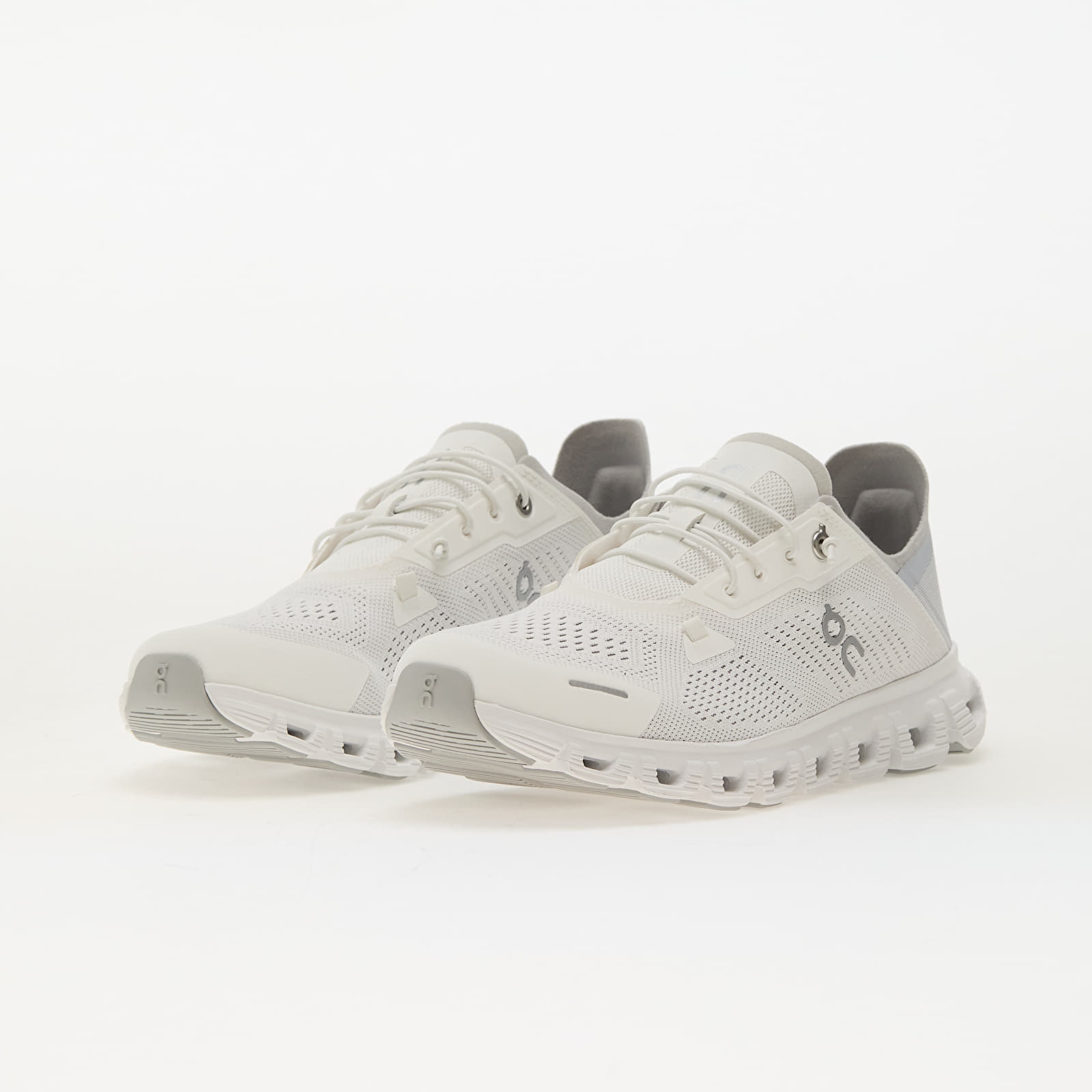 Meeste tossud ja kingad On M Cloud 6 Coast White/ Glacier