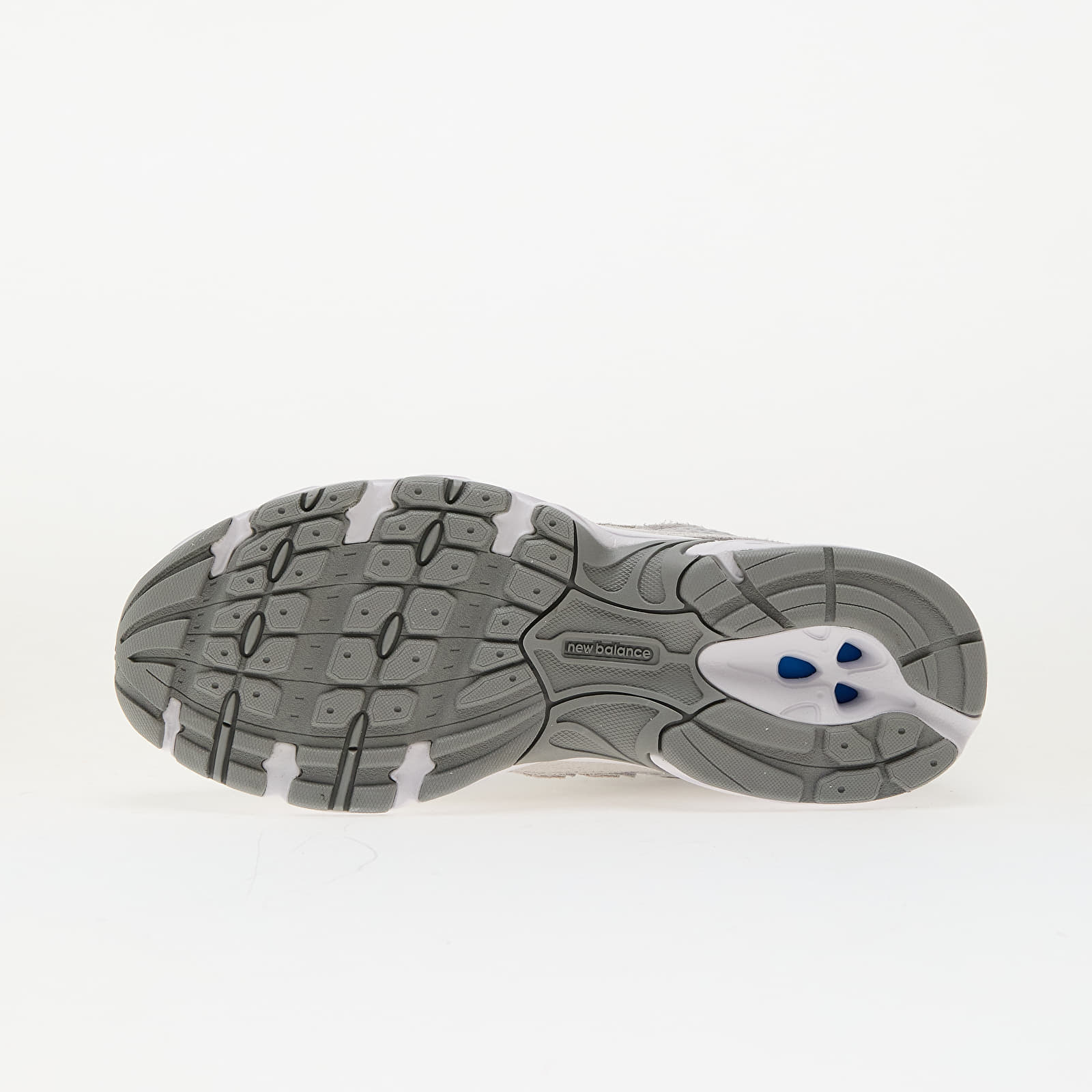 Meeste tossud ja kingad New Balance 740 Grey
