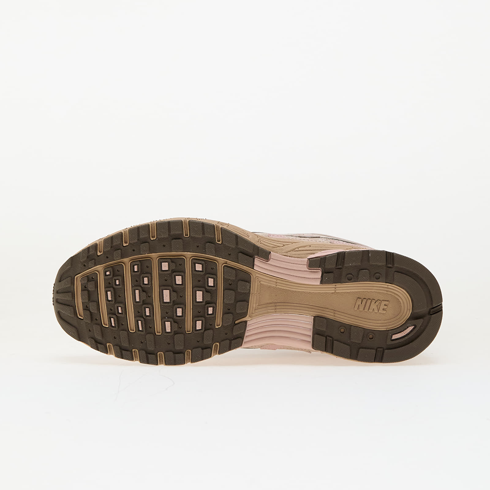 Женская обувь Nike W P-6000 Se Fossil Stone/ Ironstone-Hemp-Pink Oxford