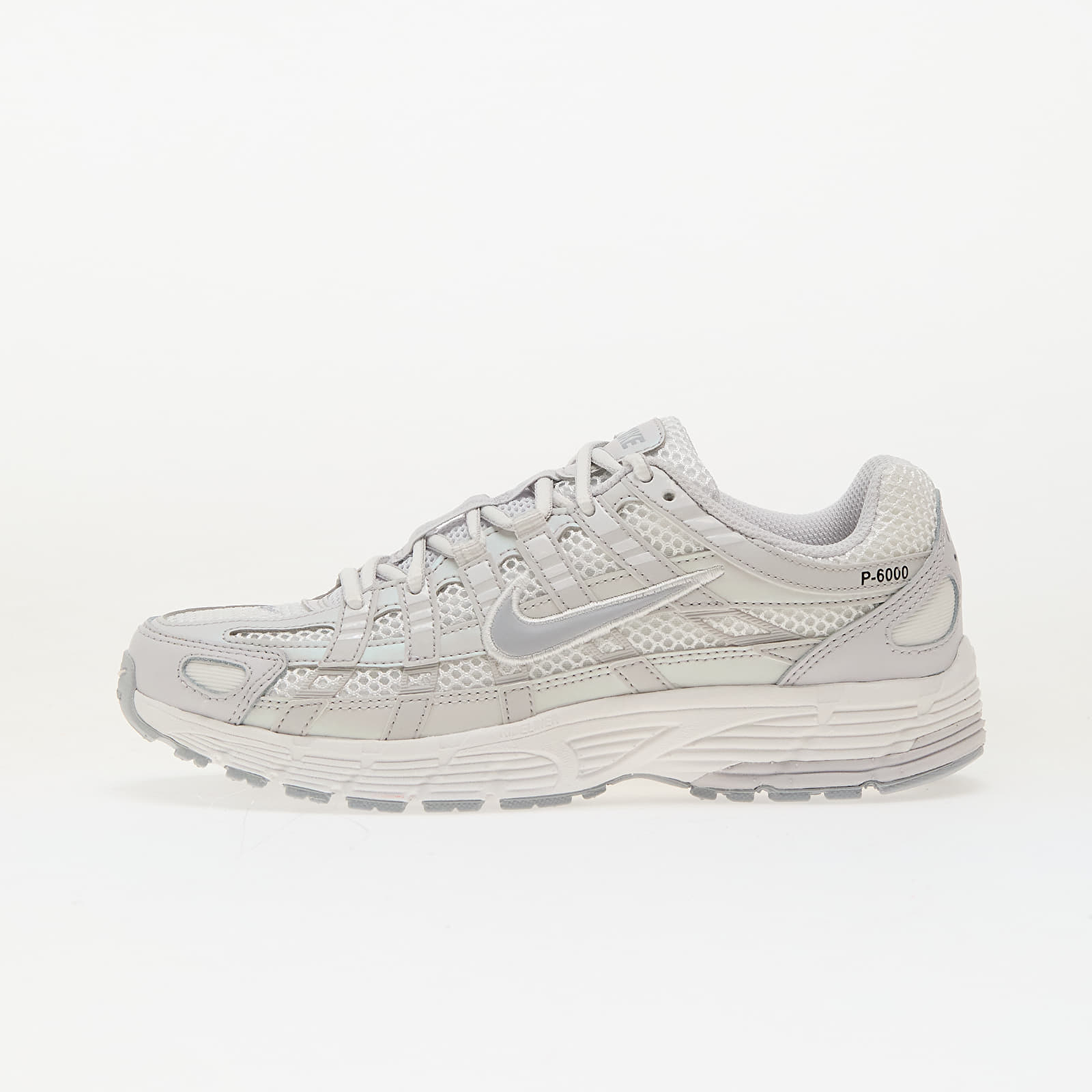 Naiste tossud ja kingad Nike W P-6000 Se Summit White/ Wolf Grey-Vast Grey