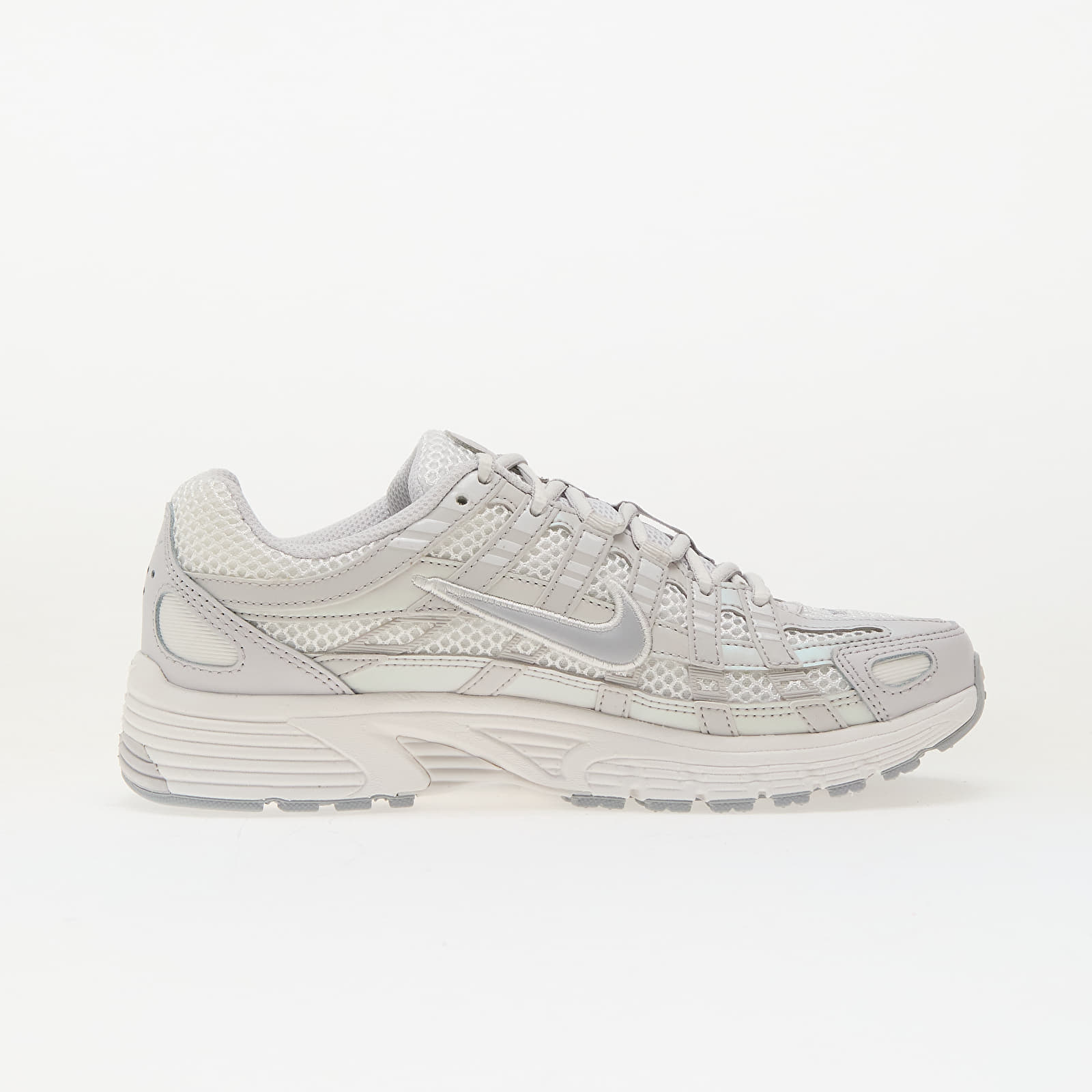 Naiste tossud ja kingad Nike W P-6000 Se Summit White/ Wolf Grey-Vast Grey