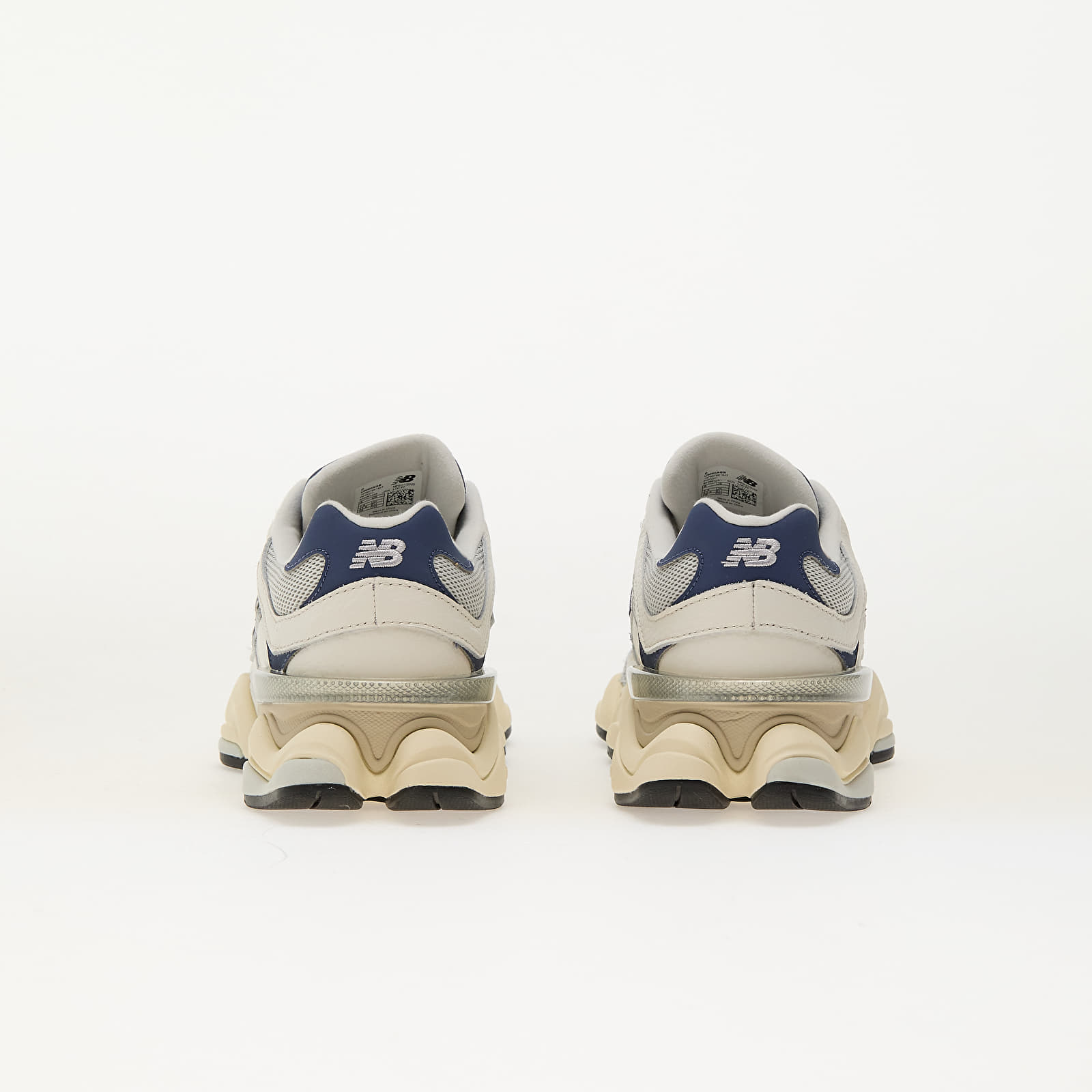 Men's sneakers and shoes New Balance 9060 Sea Salt