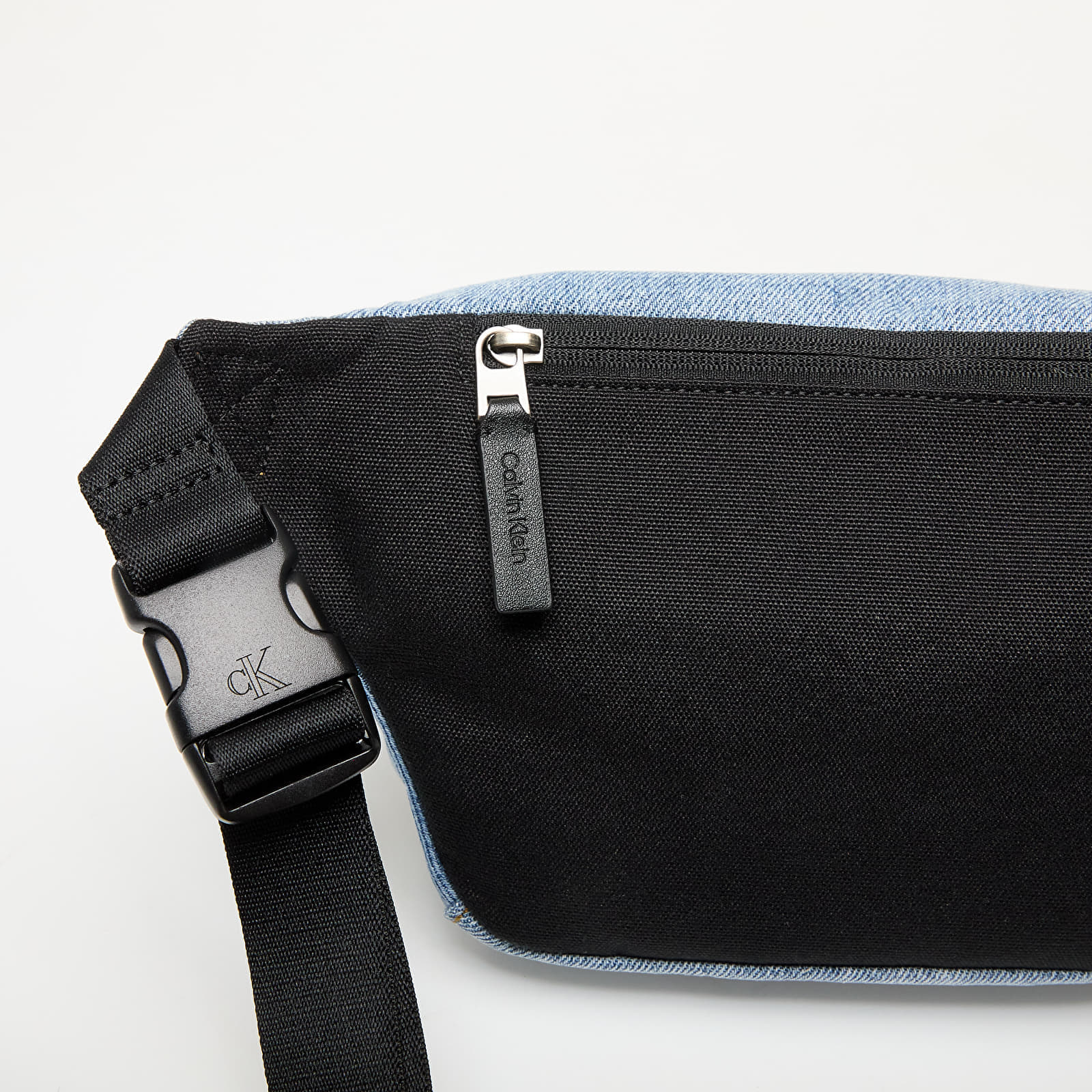 Τσαντάκι μέσης Calvin Klein Jeans Denim Waistbag Blue Universal