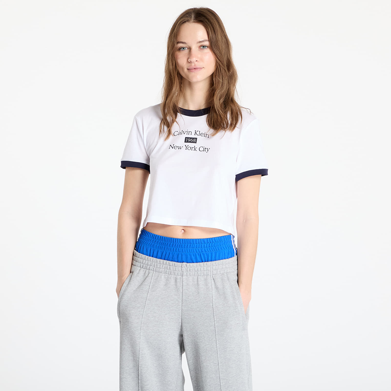 Naiste T-särgid Calvin Klein Jeans Drapey Jersey Crop Brilliant White/ Baritone Blue
