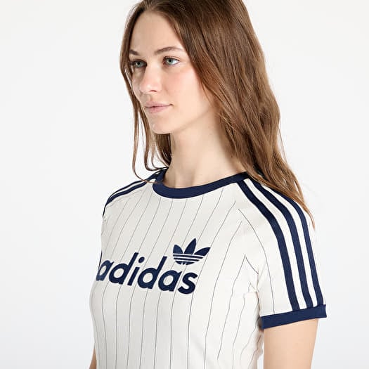 Tシャツ・カットソー Adidas Linear Cali Graphic T-Shirt Off White Night Indigo Women's T-shirts adidas Linear Graphic Cali Tee Off White