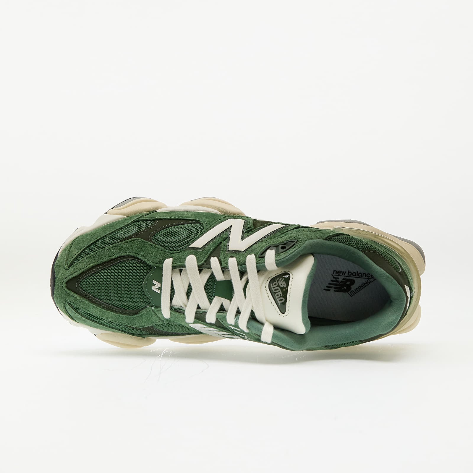 Sneakers New Balance 9060 Green EUR 42