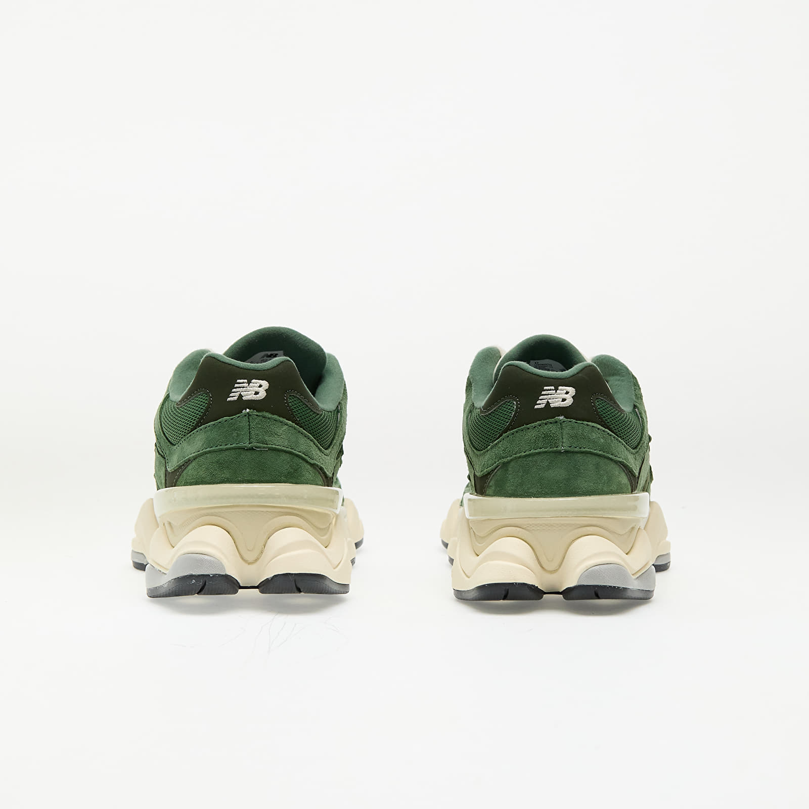 Meeste tossud ja kingad New Balance 9060 Green