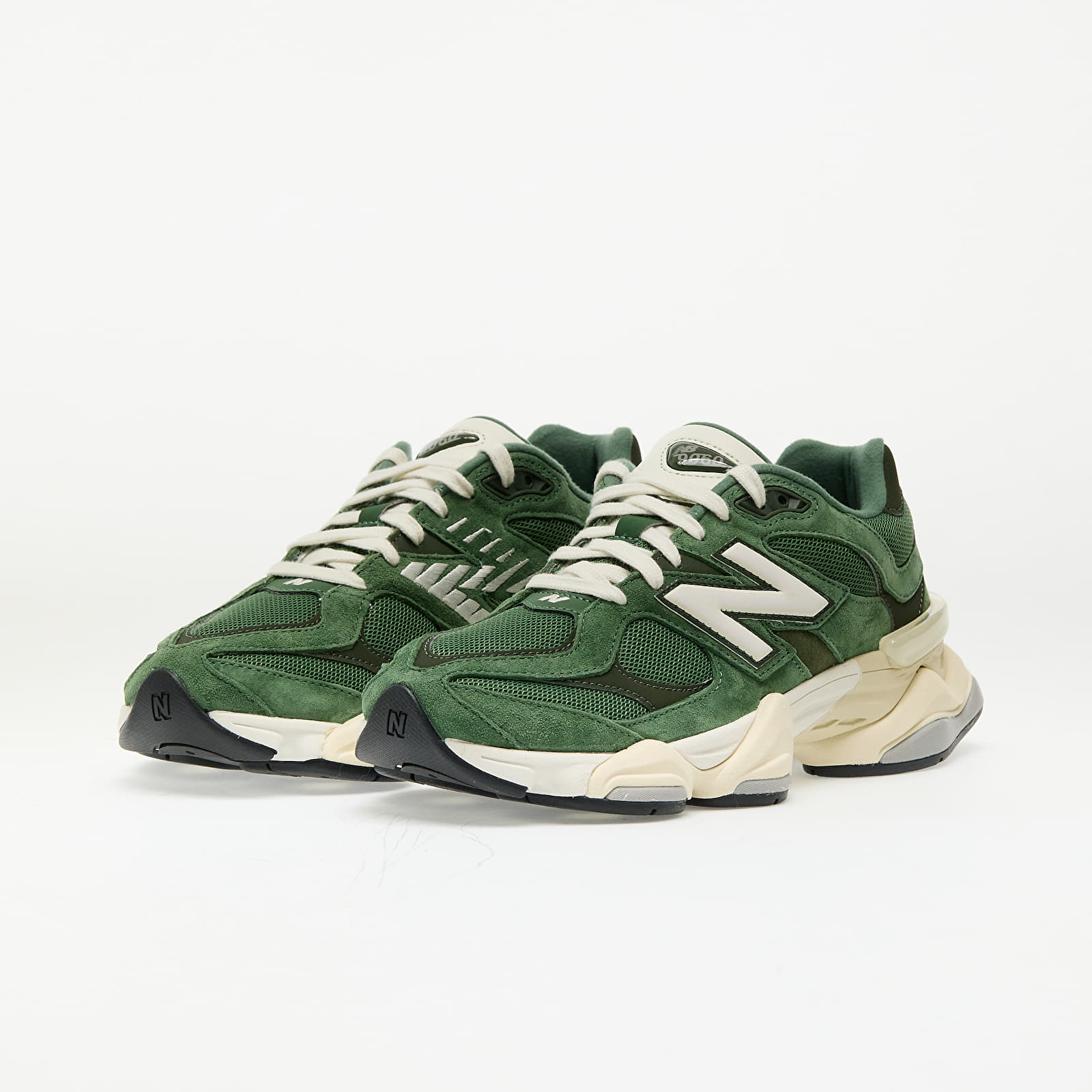 Meeste tossud ja kingad New Balance 9060 Green