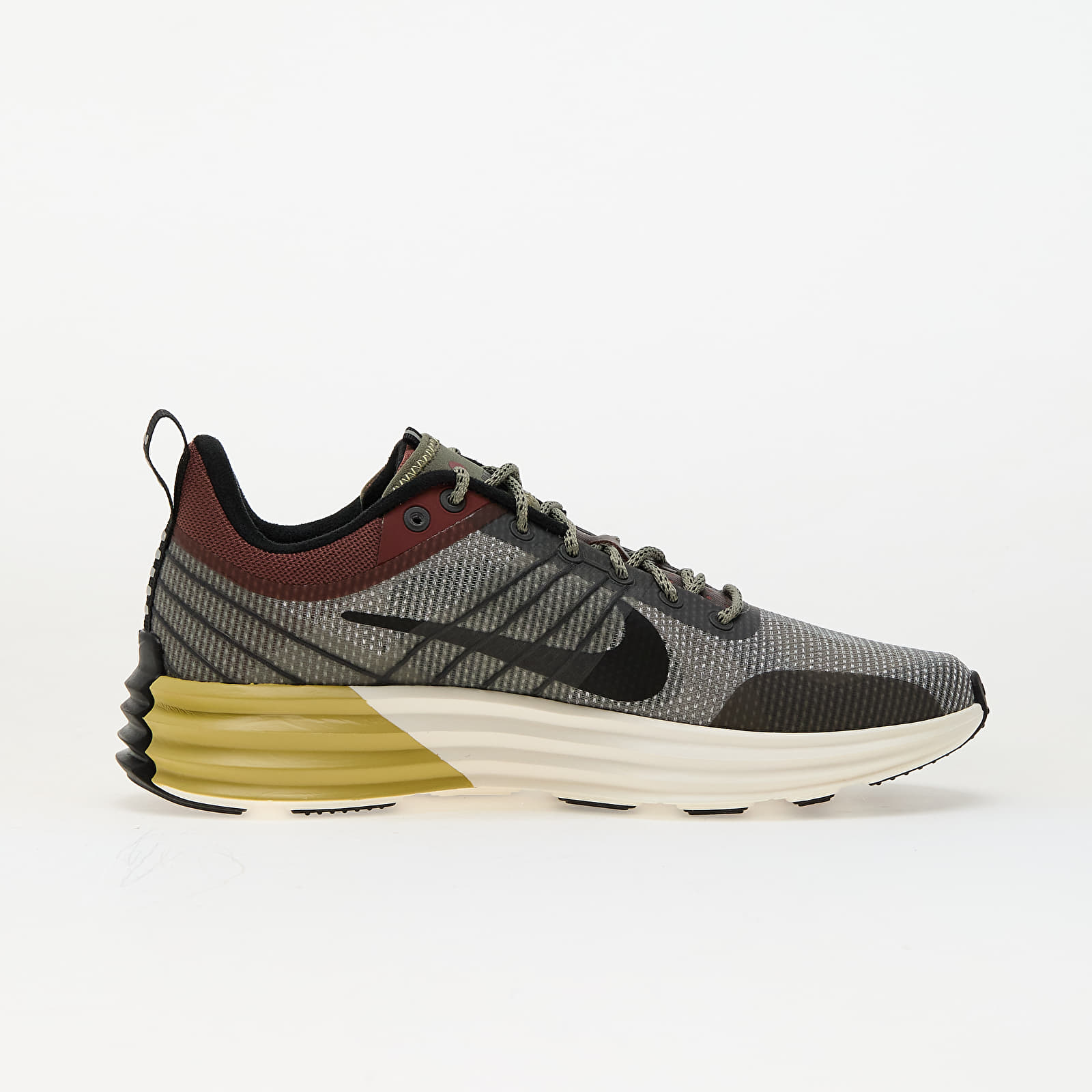 Meeste tossud ja kingad Nike Lunar Roam Se Light Army/ Black-Red Sepia-Medium Olive