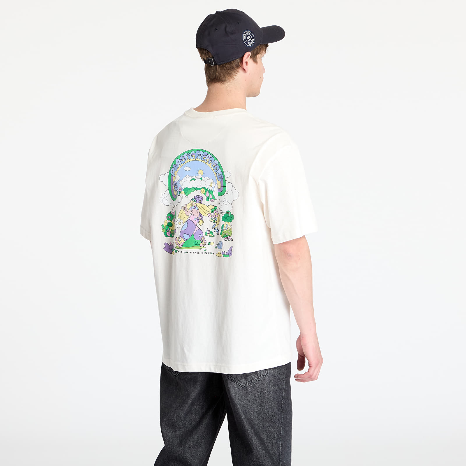 Meeste T-särgid The North Face UNISEX Ss Clean Trails Oversized Tee White Dune