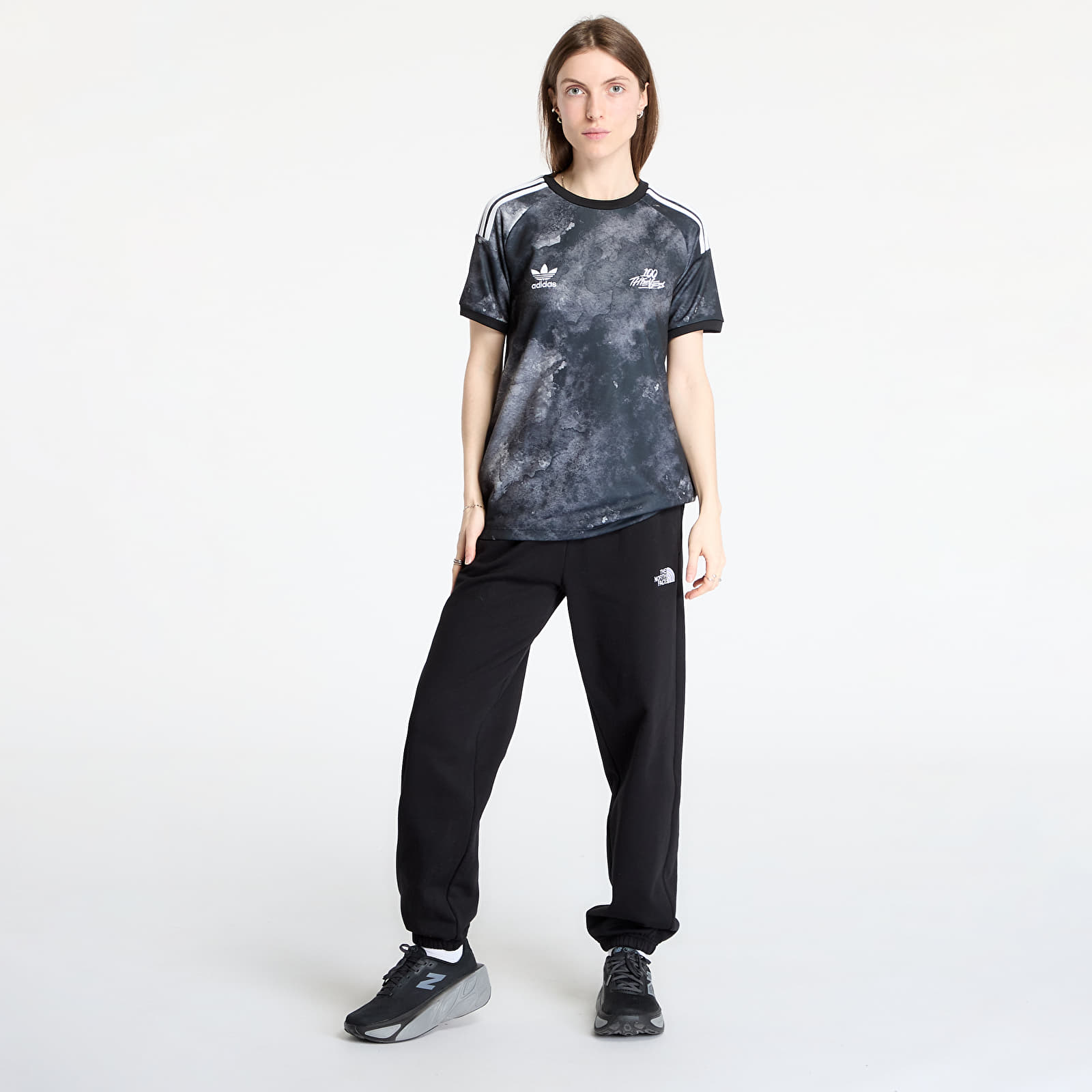 Sweatpants The North Face Essential Jogger TNF Black