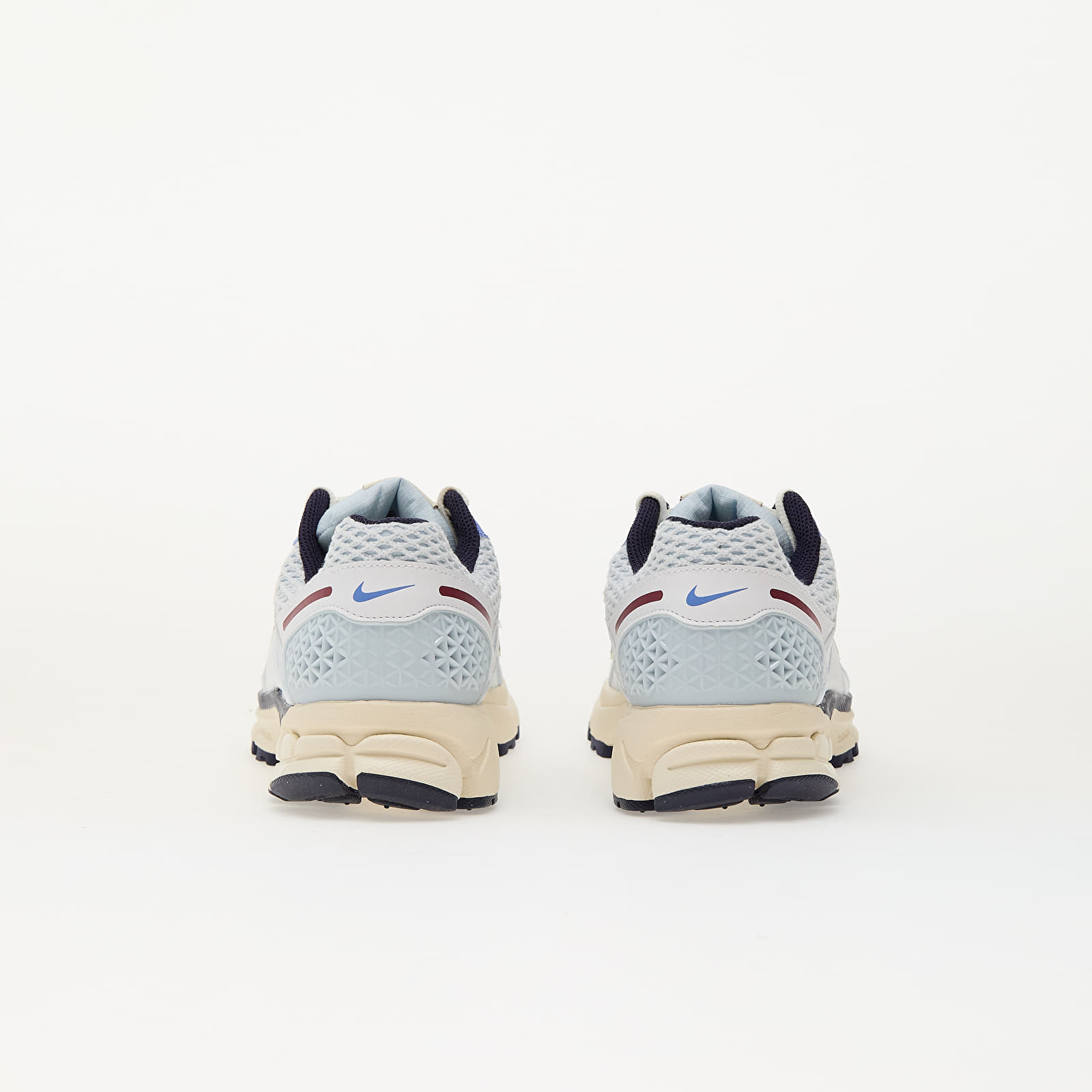 Naiste tossud ja kingad Nike W Zoom Vomero 5 Blue Tint/ Purple Ink-Coconut Milk-Polar