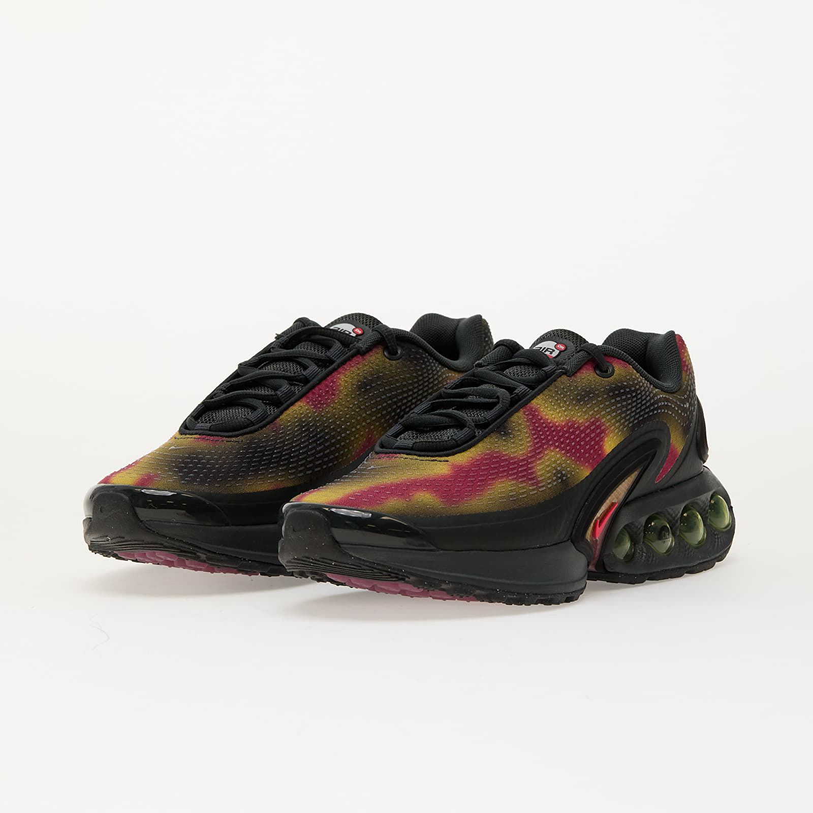 Scarpe e scarpe da ginnastica da uomo Nike Air Max Dn Nrg Dk Smoke Grey/ Red Orbit-Black-Sweet Beet