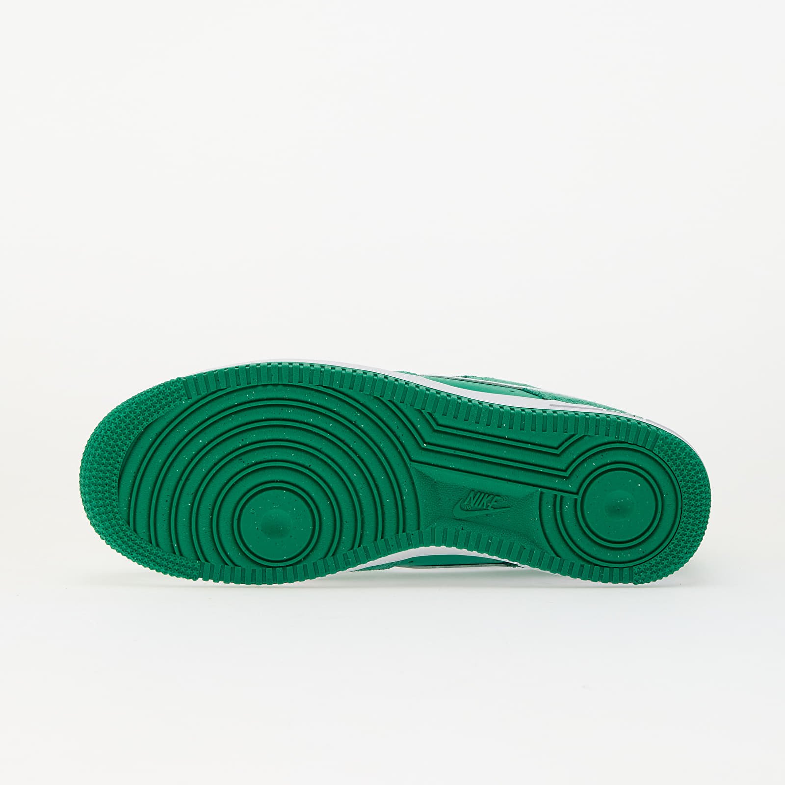 Zapatillas y zapatos de hombre Nike Air Force 1 '07 Lv8 Stadium Green/ White-Stadium Green