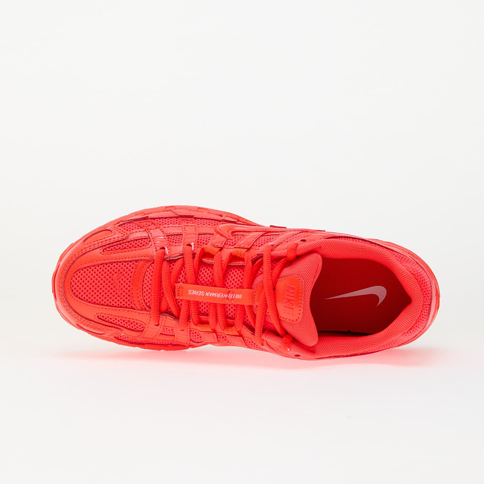 Naiste tossud ja kingad Nike W P-6000 Bright Crimson/ Bright Crimson-White