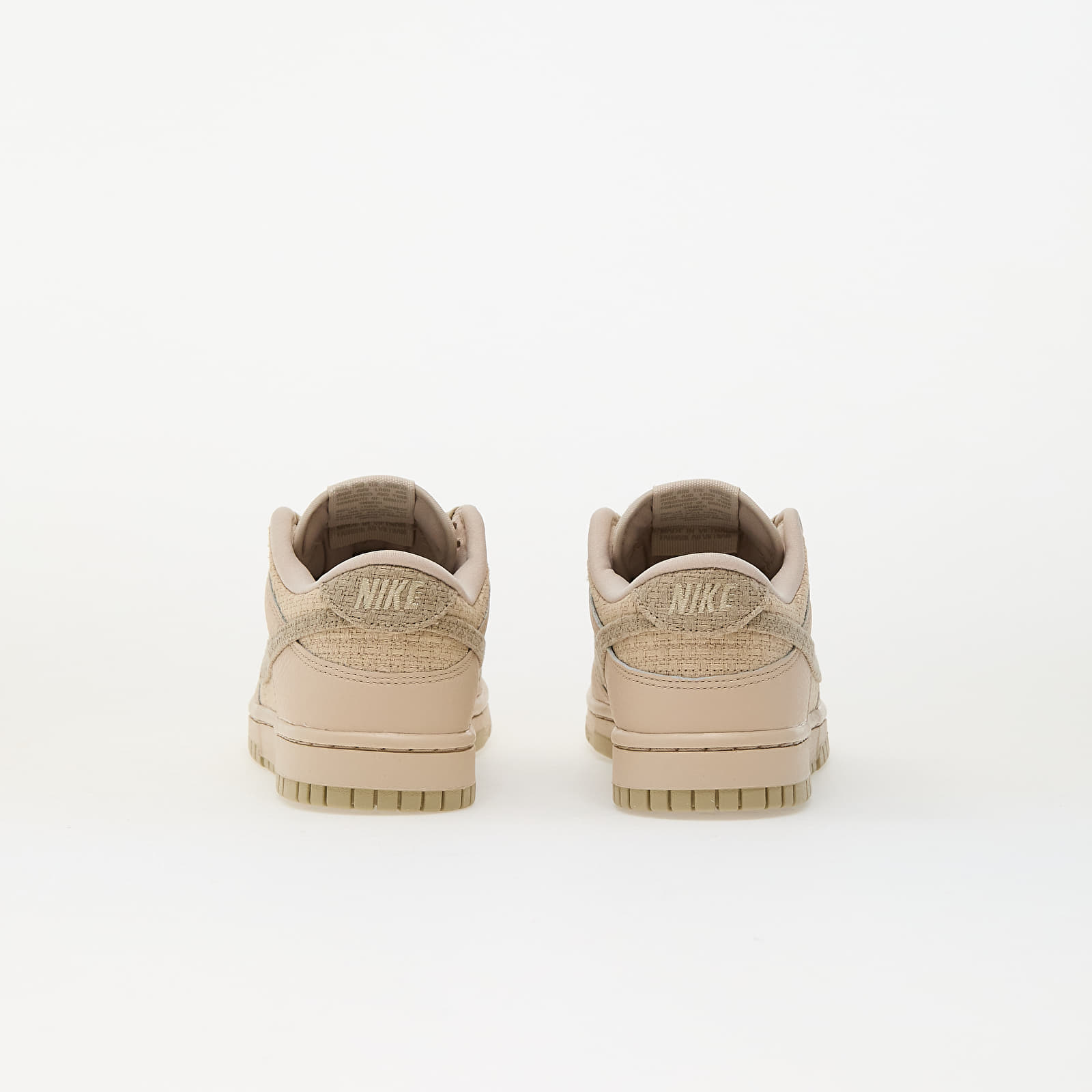 Women's sneakers and shoes Nike W Dunk Low Sanddrift/ Desert Khaki