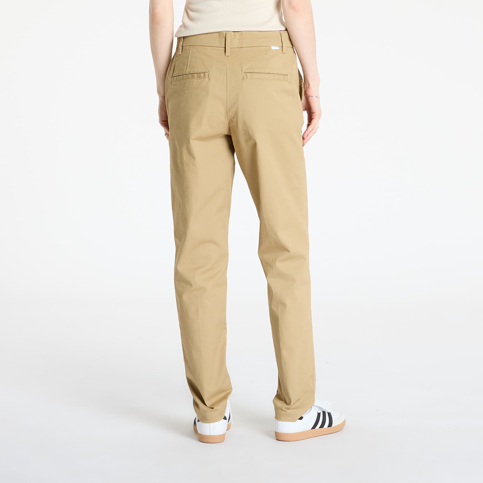 Jeans and trousers Levi's® Essential Chino Pants Khaki