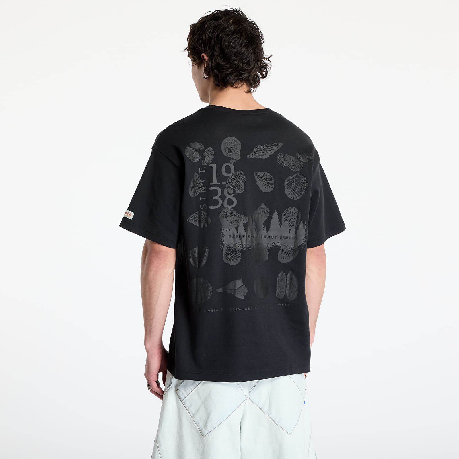 Men's T-shirts Columbia CSC™ Heritage Graphic Tee Black/ Seashells