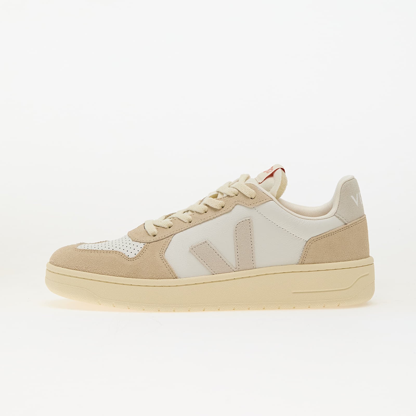 Sneakers Veja V-82 Leather Ex-White Natural Almond EUR 42