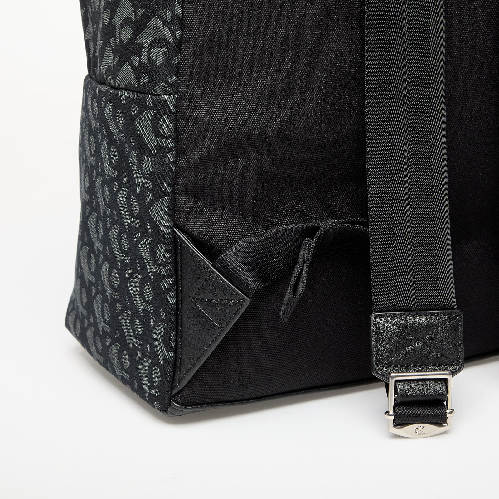 Vyriškos kuprinės Calvin Klein Jeans Unstructured Monogram Backpack Black