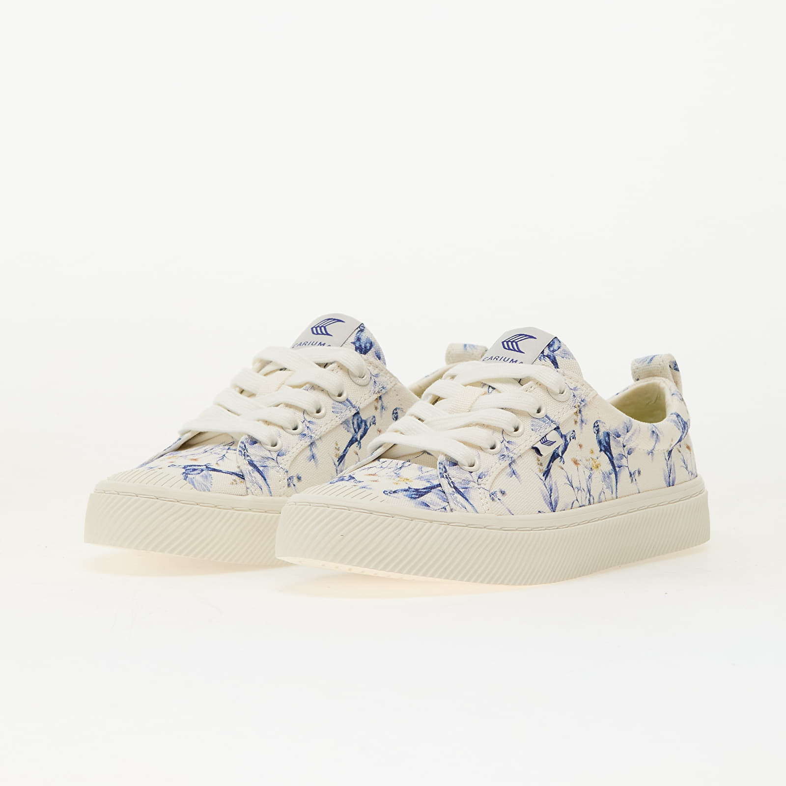 Meeste tossud ja kingad Cariuma M OCA Low White Spectrum