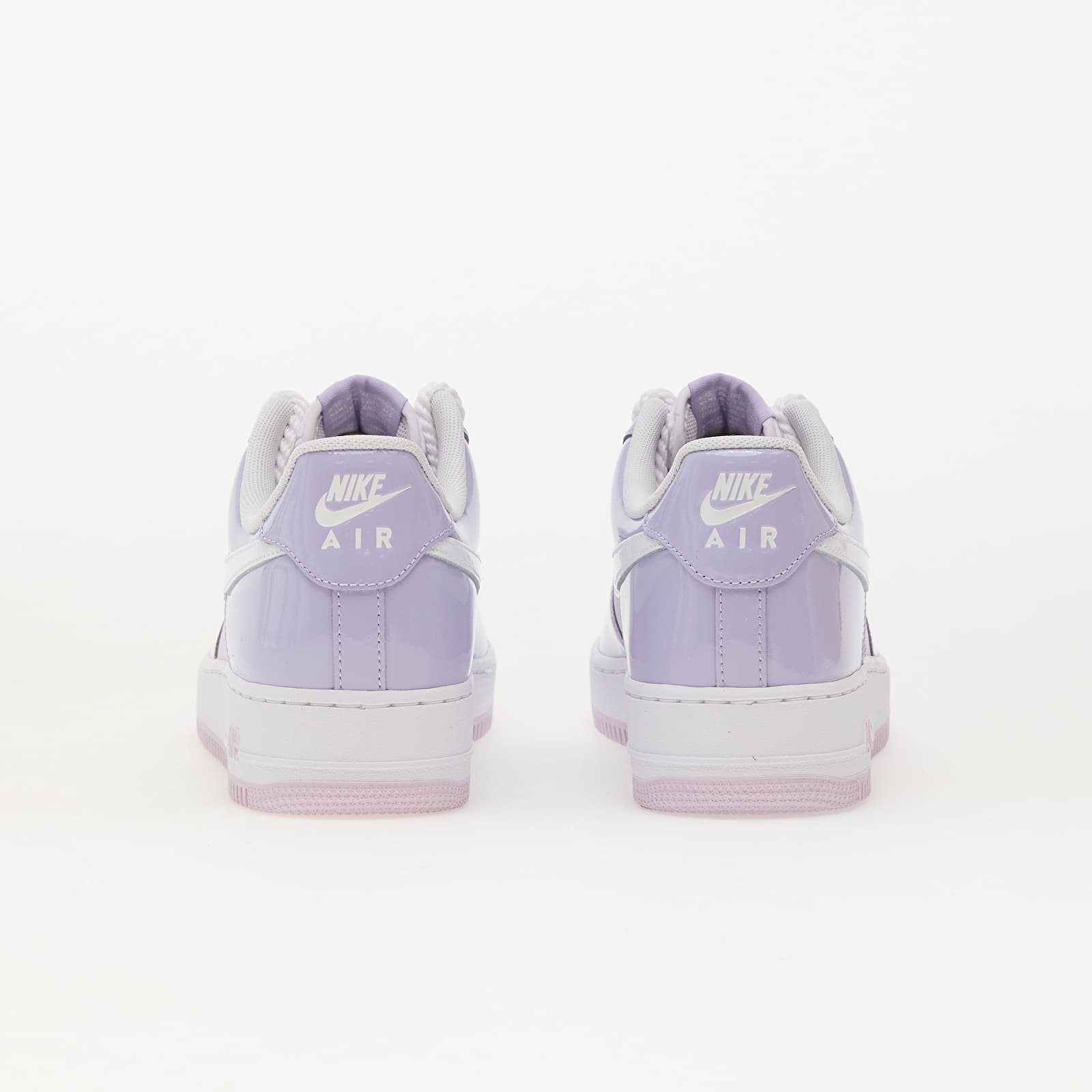 Adidași și pantofi pentru bărbați Nike Air Force 1 '07 Lv8 Hydrangeas/ White-Doll