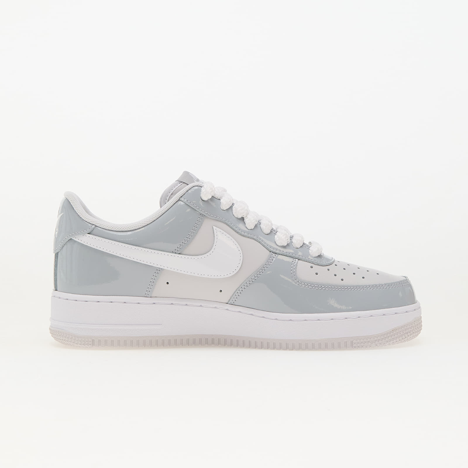 Męskie trampki i buty Nike Air Force 1 '07 Lv8 Wolf Grey/ White-Vast Grey