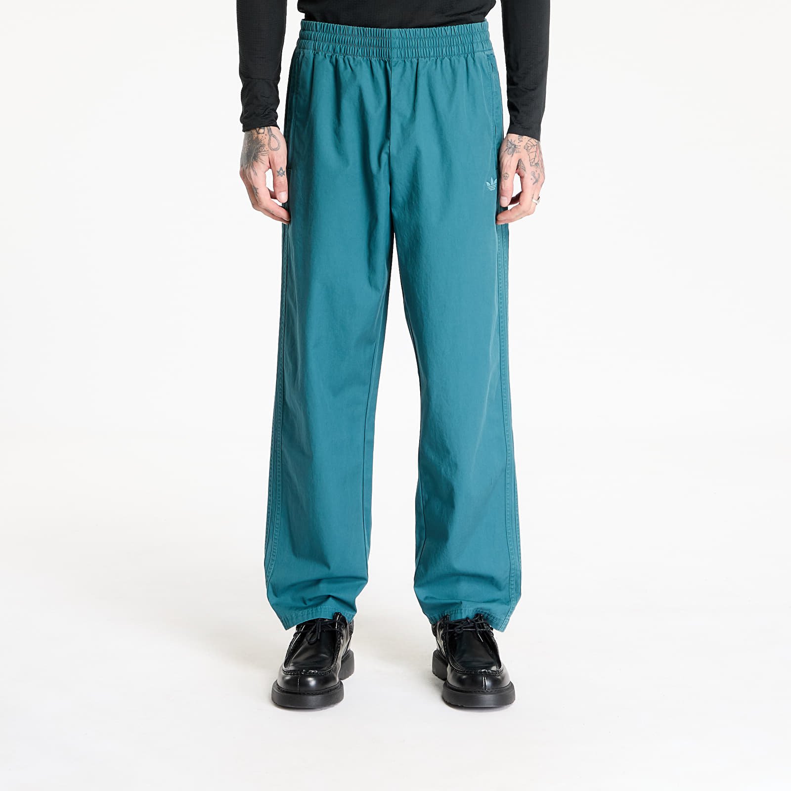 Pantalones de hombre adidas Woven Firebird Tracksuit Pants Green/ Tech Green