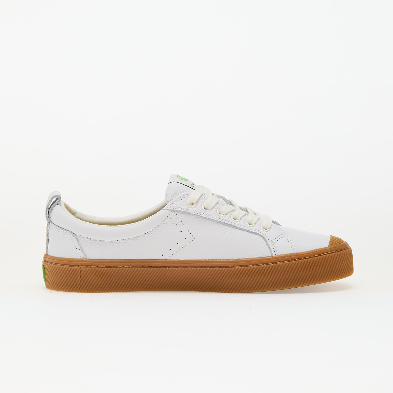 Naiste tossud ja kingad Cariuma W OCA Low Gum White
