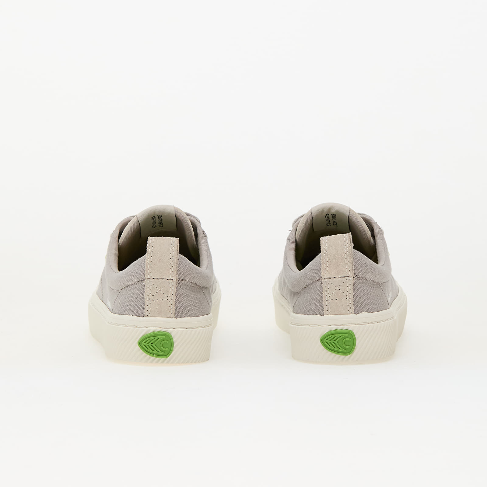 Men's sneakers and shoes Cariuma M OCA Low Light Grey/ Vintage White