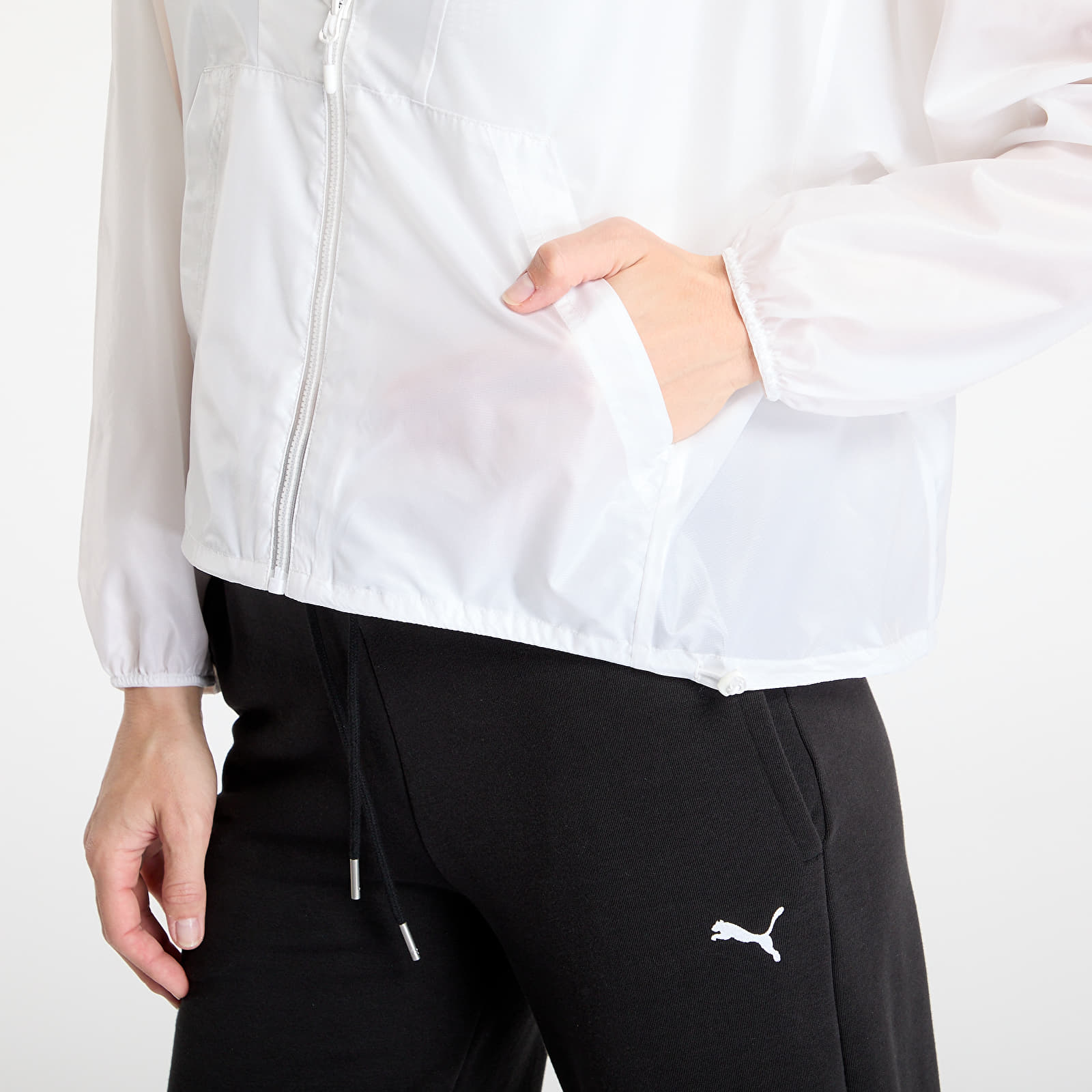 Bundy Puma Wardrobe Essentials Oversized UV Wind Jacket PUMA White