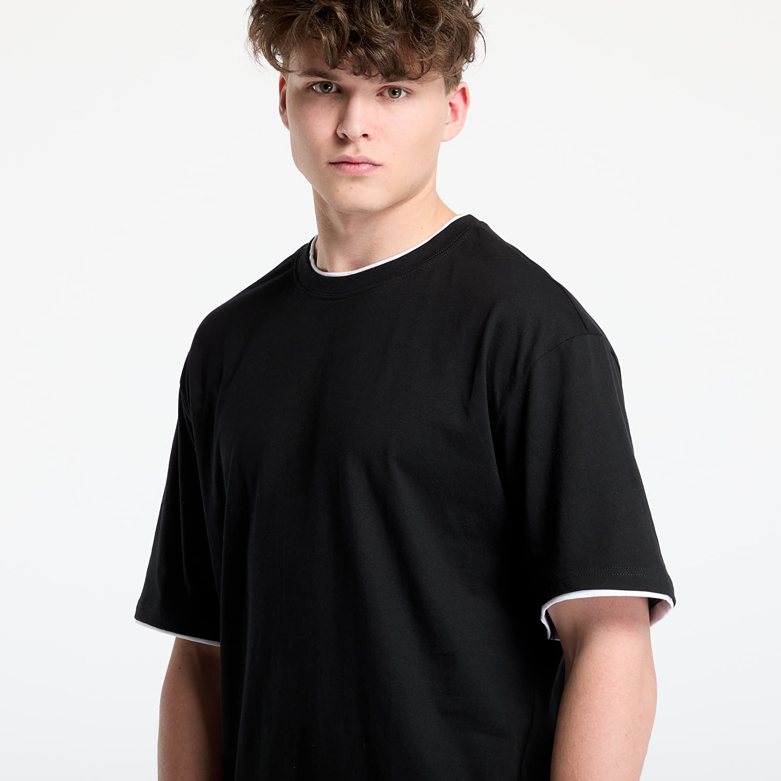 Trička Urban Classics Contrast Tall Tee Black / White