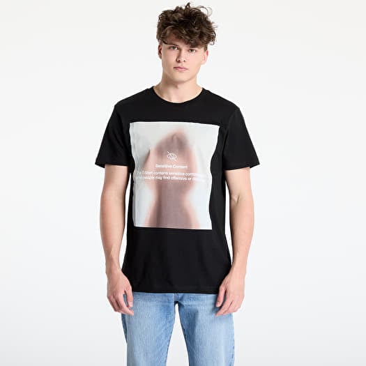 T-shirt Urban Classics Sensitive Content Tee Black