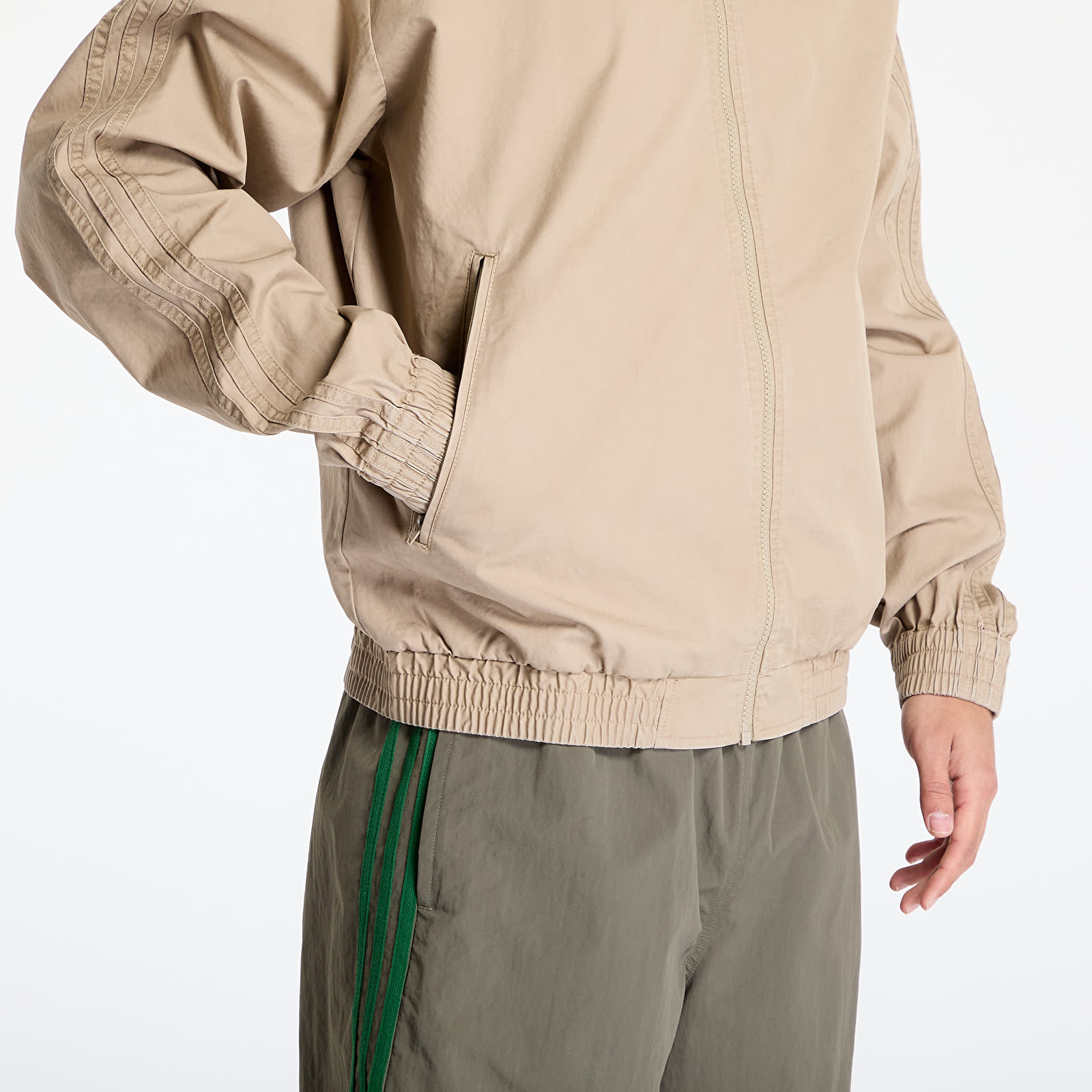 Pánské bundy adidas Woven Firebird Tracksuit Jacket Brown/ Blanch Cargo