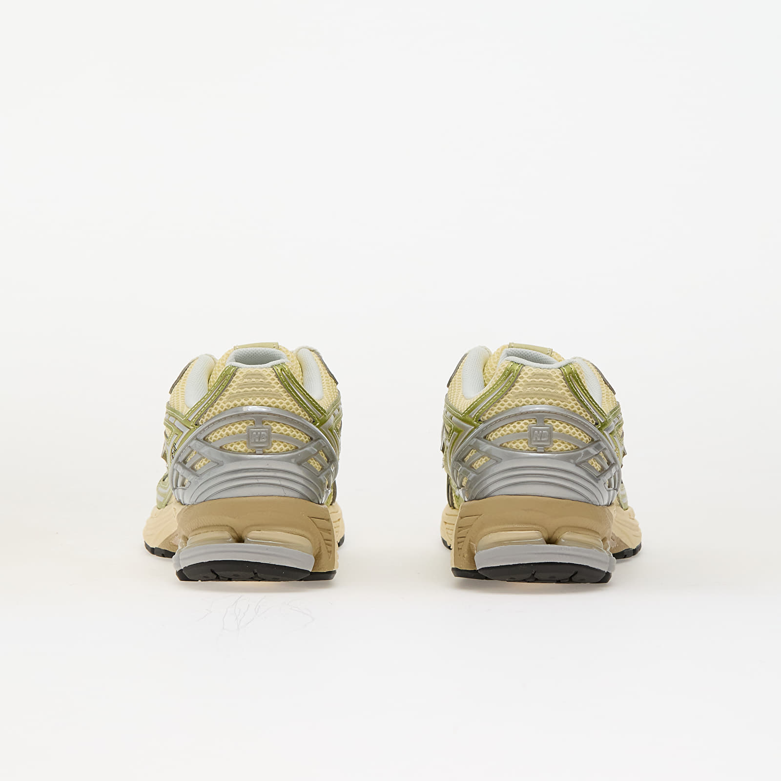 Men's sneakers and shoes New Balance 1906 Parchment