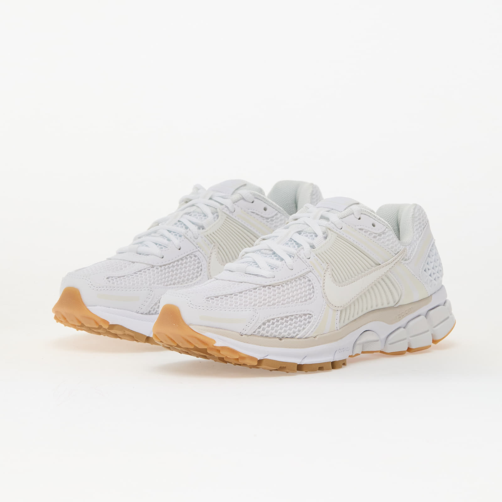 Women's sneakers and shoes Nike W Zoom Vomero 5 White/ White-Phantom-Summit White