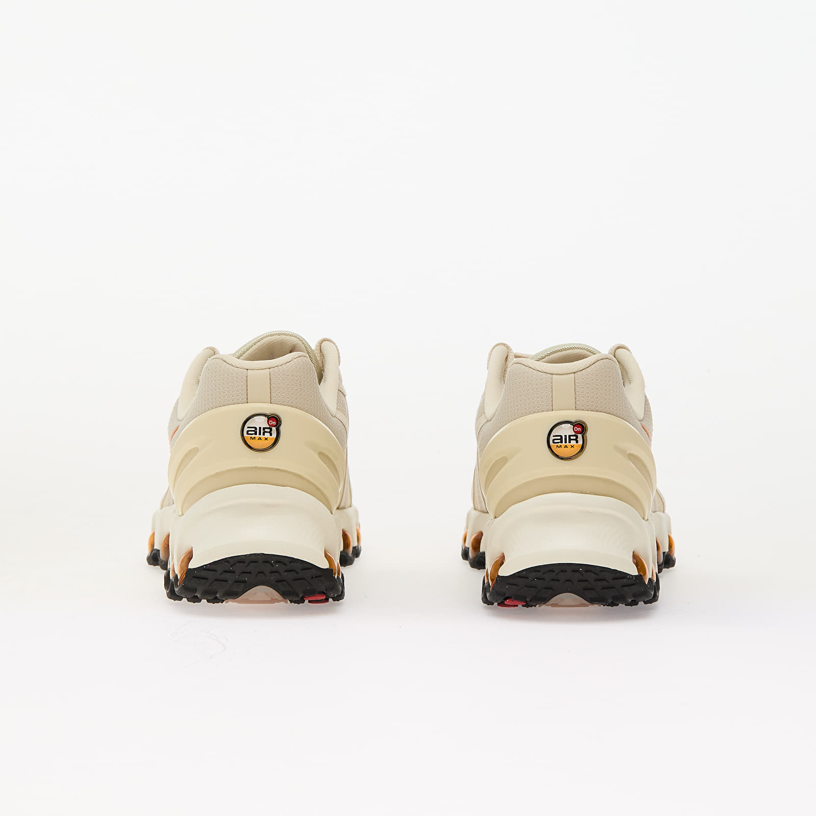 Men's sneakers and shoes Nike Air Max Dn8 Lt Khaki/ Monarch-Coconut Milk-Lt Khaki