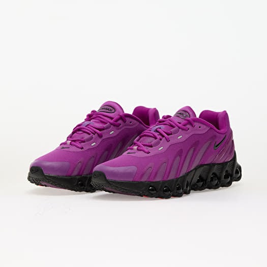 black and purple vapormax plus