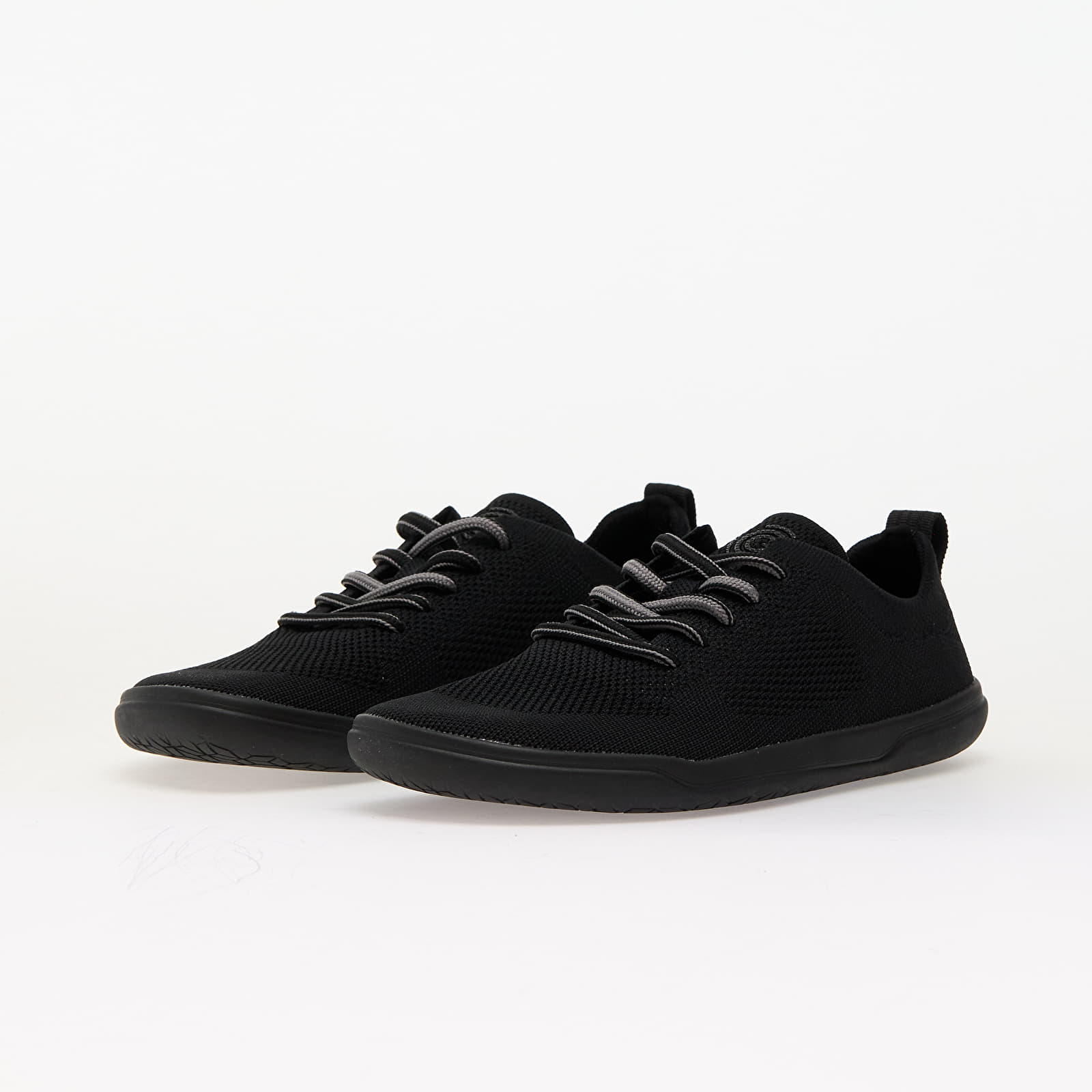 Naiste tossud ja kingad Groundies Active Knit Women Black