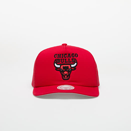 Casquette Mitchell & Ness NBA Evergreen Bulls Trucker Cap Red