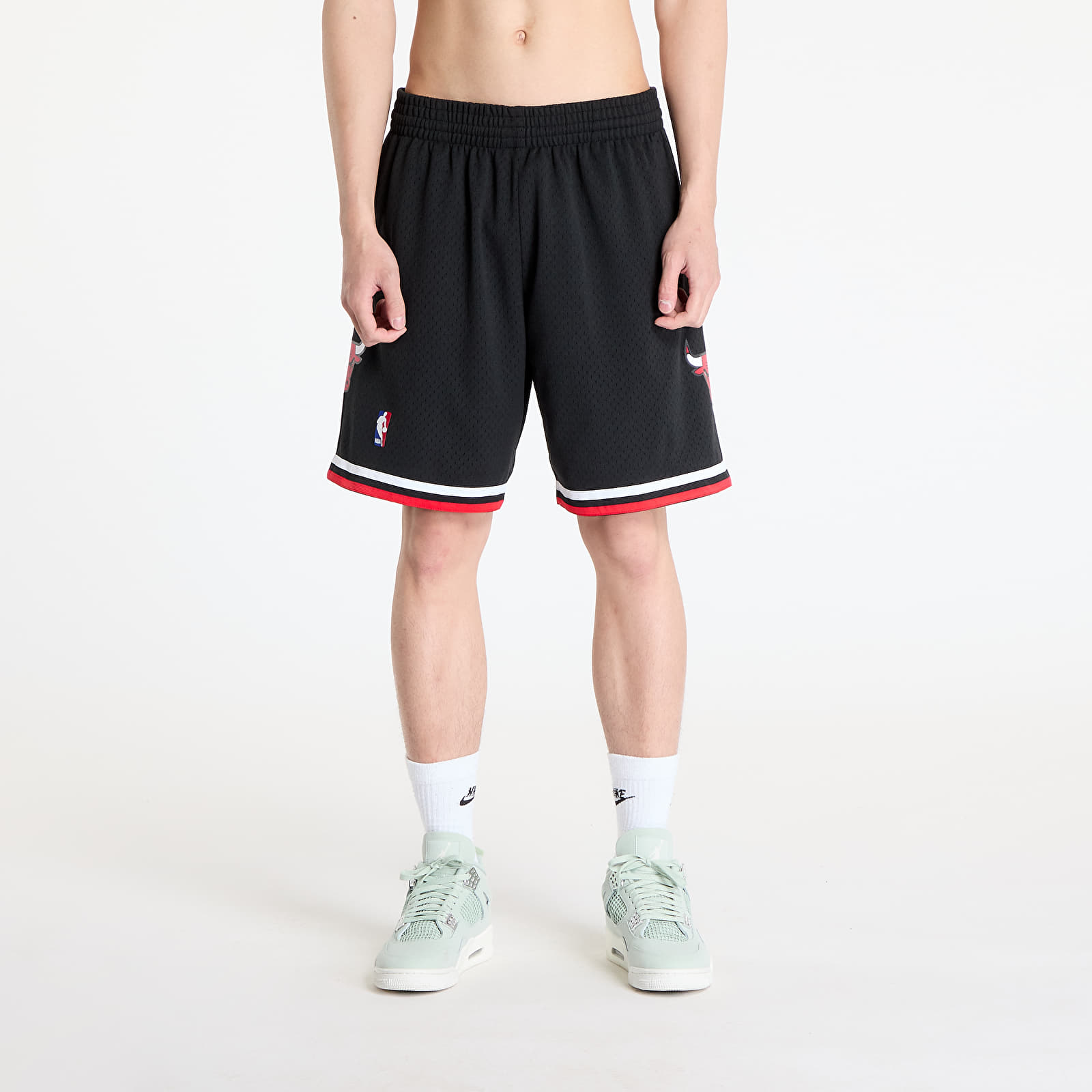 Men's shorts Mitchell & Ness NBA Bulls 97-98 Alternate Swingman Shorts Black