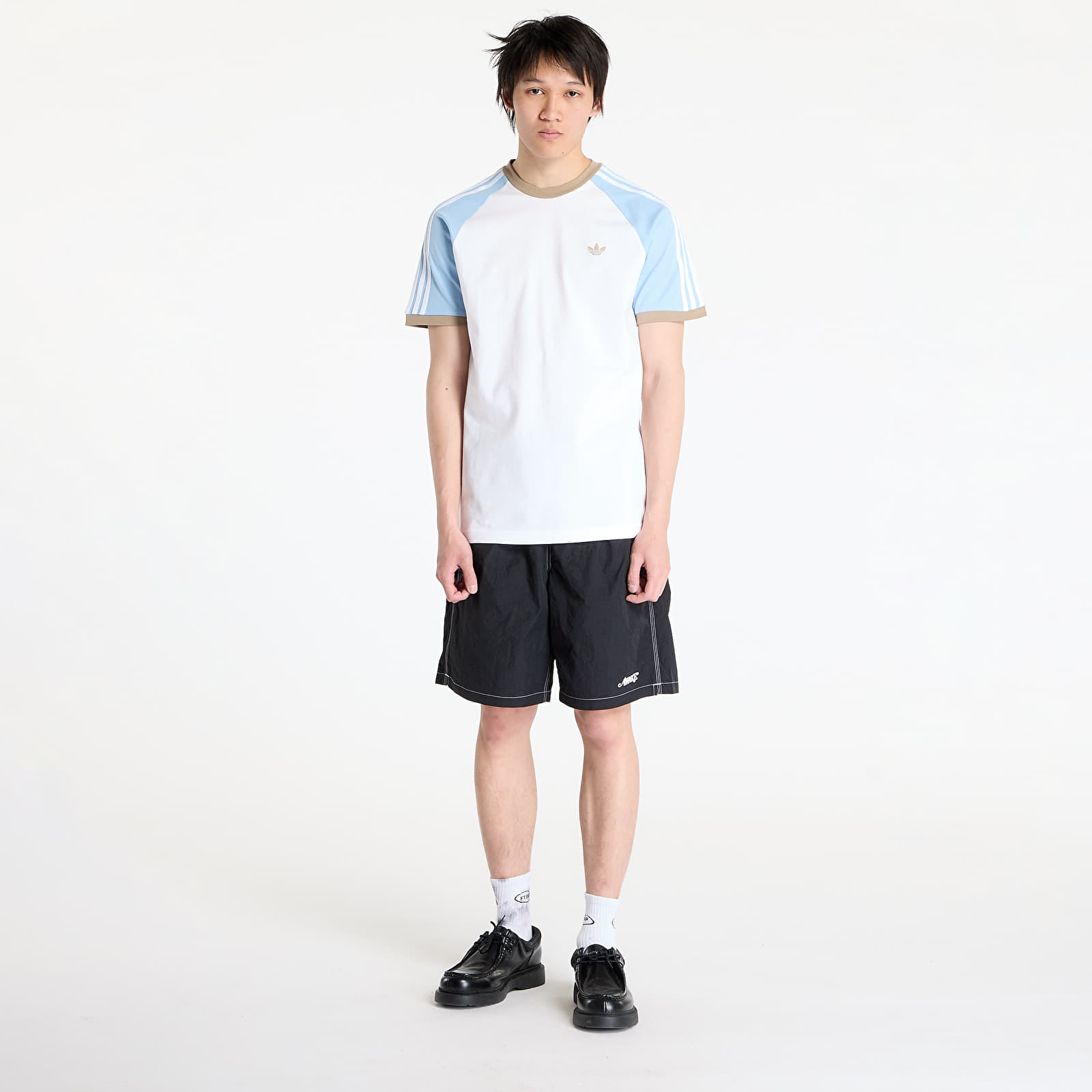 Camisetas hombre adidas Cali Tee White/ White/ Clear Sky