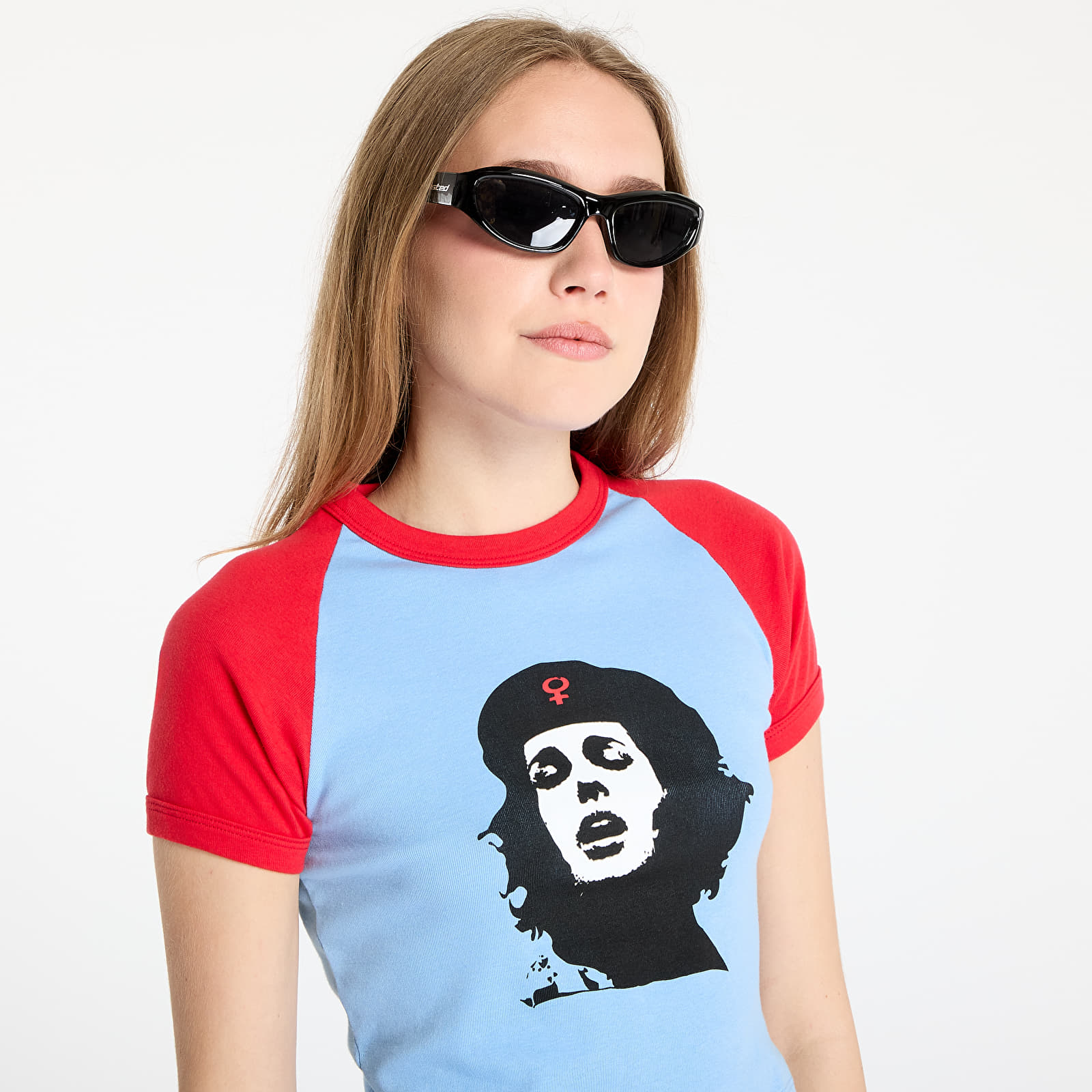 Camisetas de mujer PLEASURES She Raglan Baby Tee Blue/ Red
