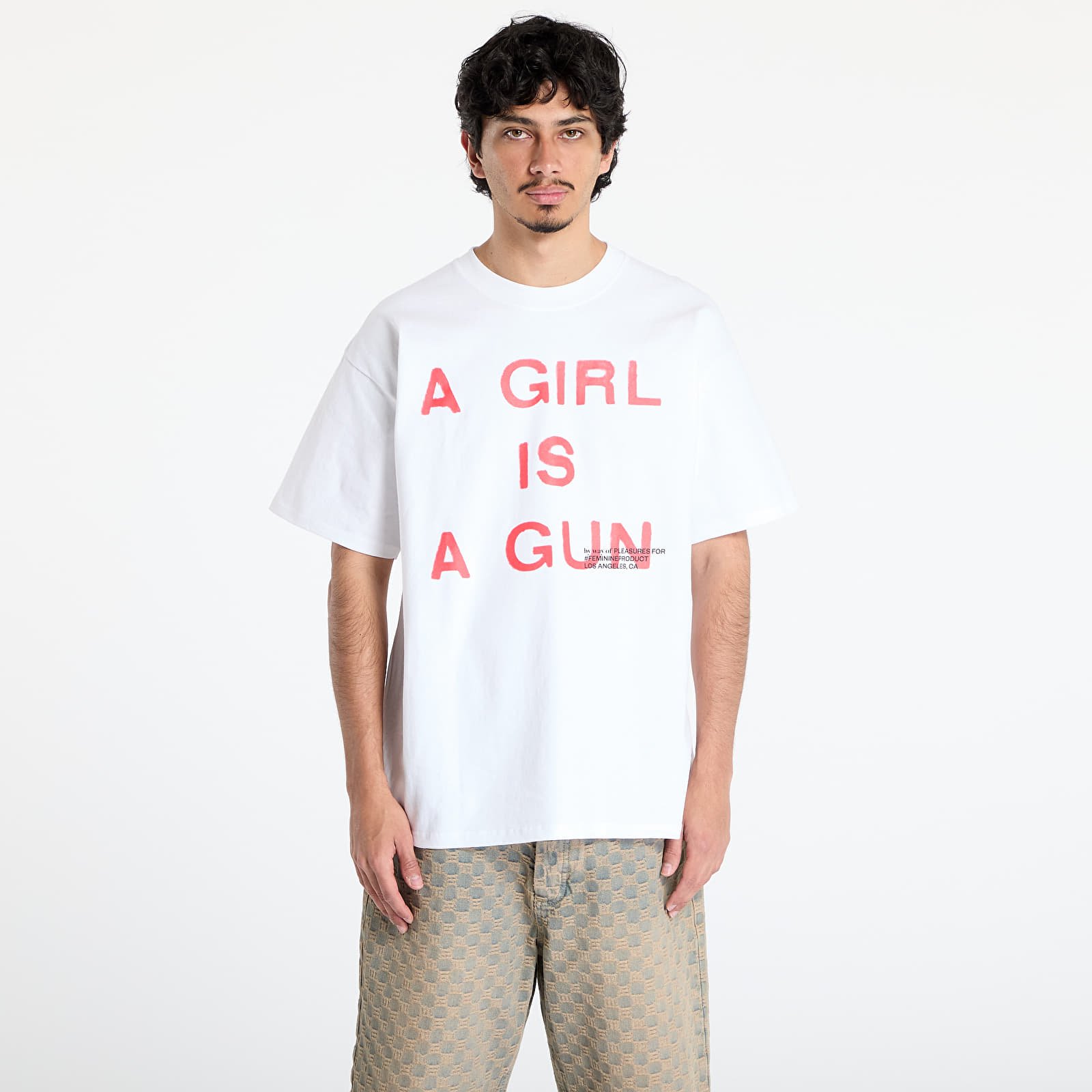 Heren T-shirts PLEASURES Girl Is A Gun T-Shirt White