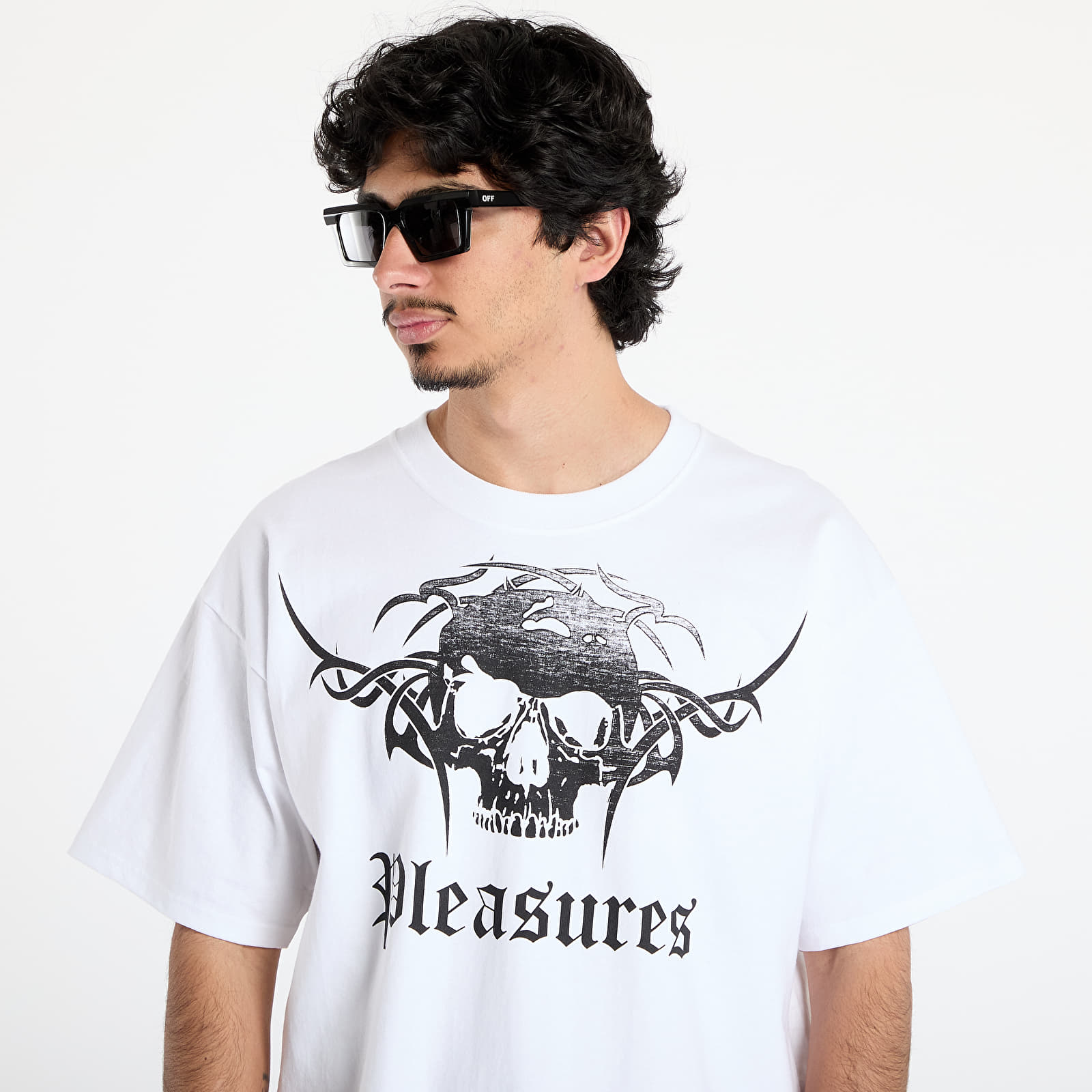 Camisetas hombre PLEASURES Tradition T-Shirt White