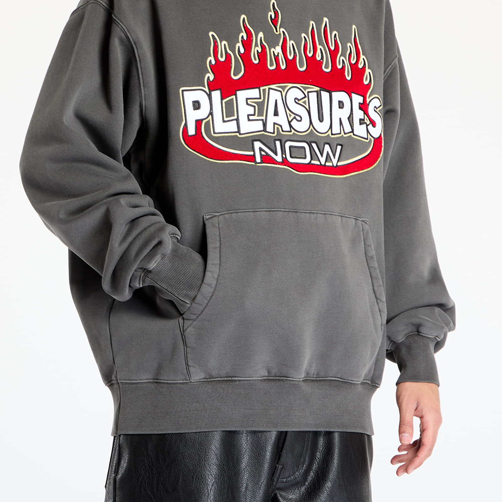 Muške majice PLEASURES Flame Hoodie Faded Black