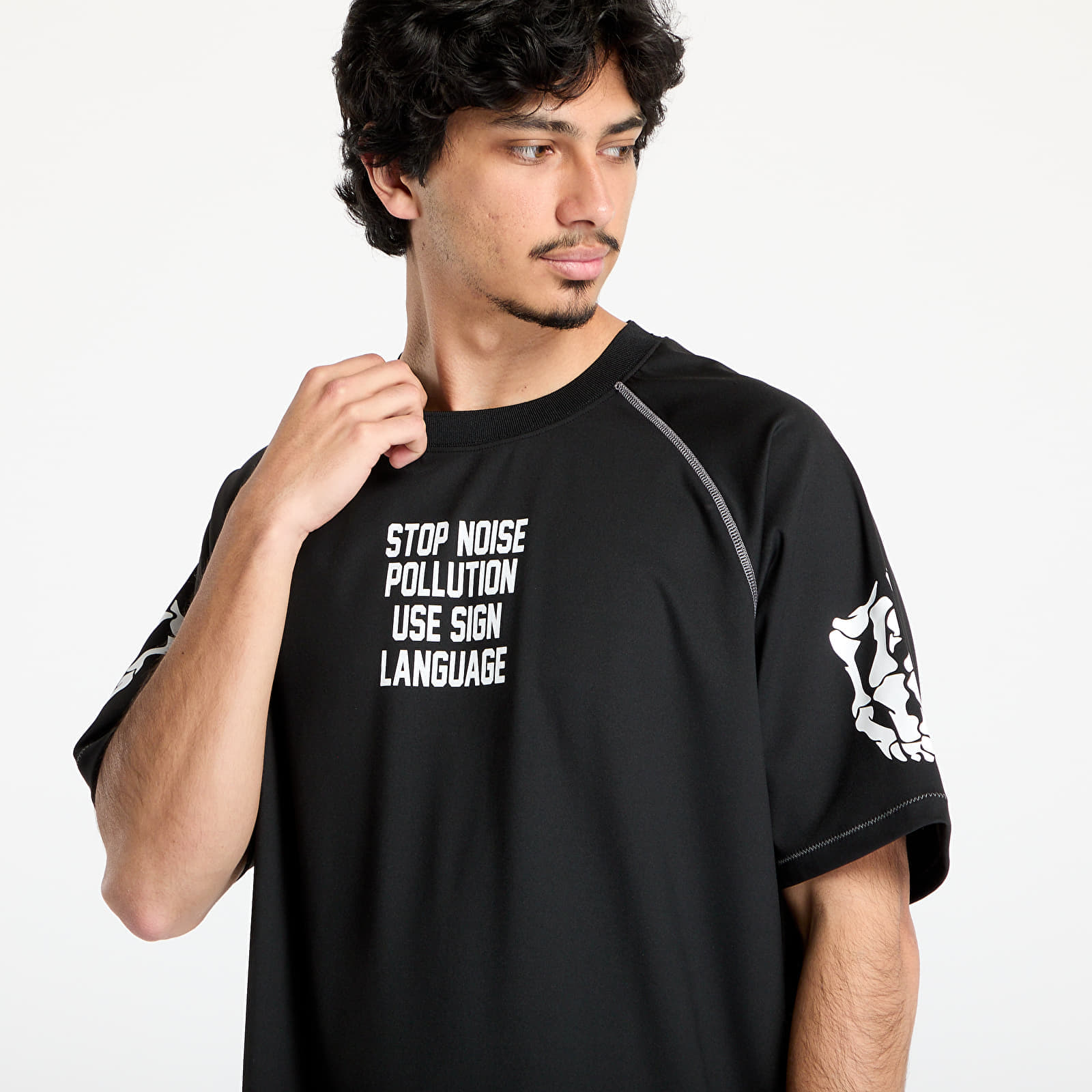 T-shirt PLEASURES Pollution Boxy Raglan Black L
