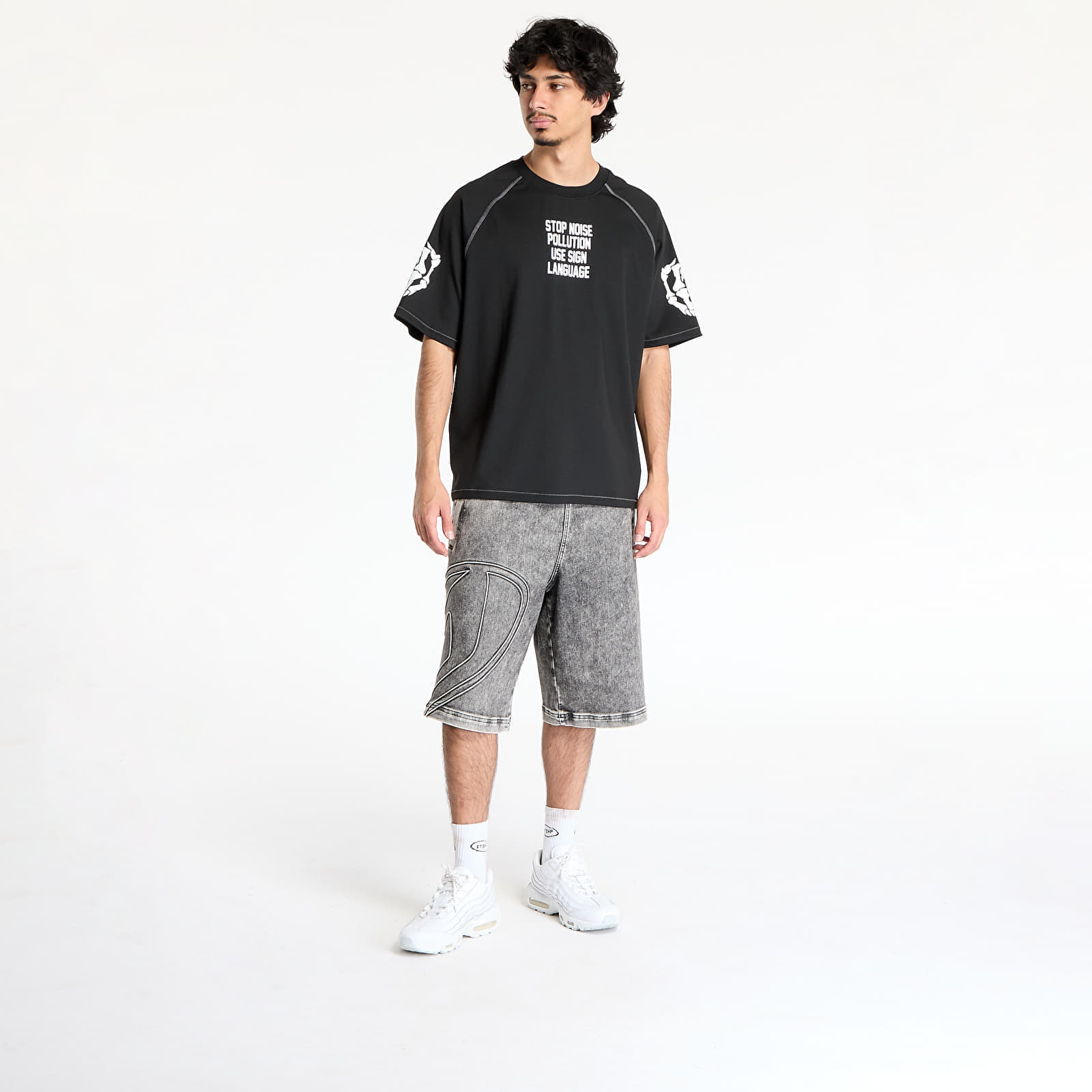 T-shirt PLEASURES Pollution Boxy Raglan Black L