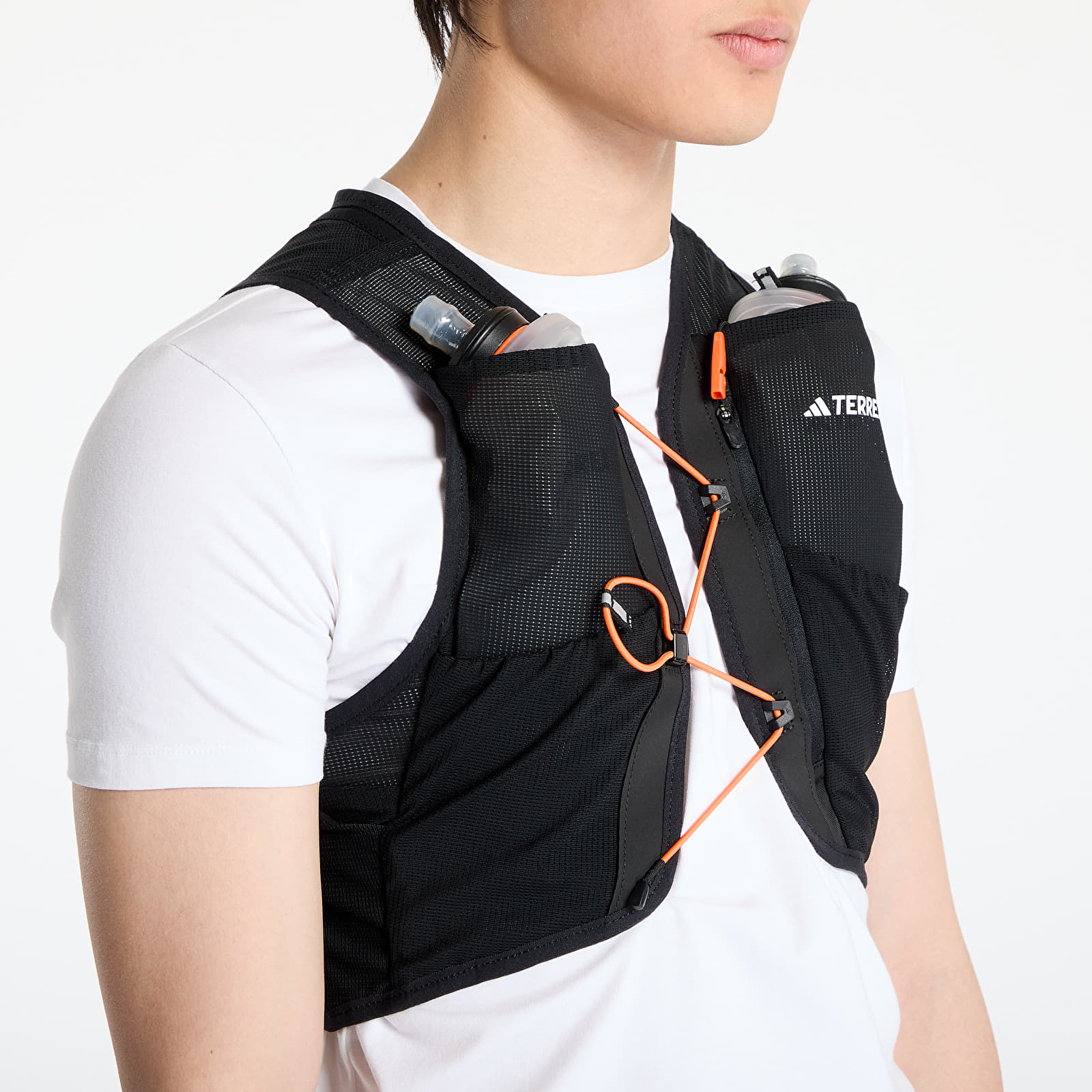 Men's vests adidas Terrex Techrocktrail Running  Vest 5 L UNISEX Black/ White/ Impact Orange